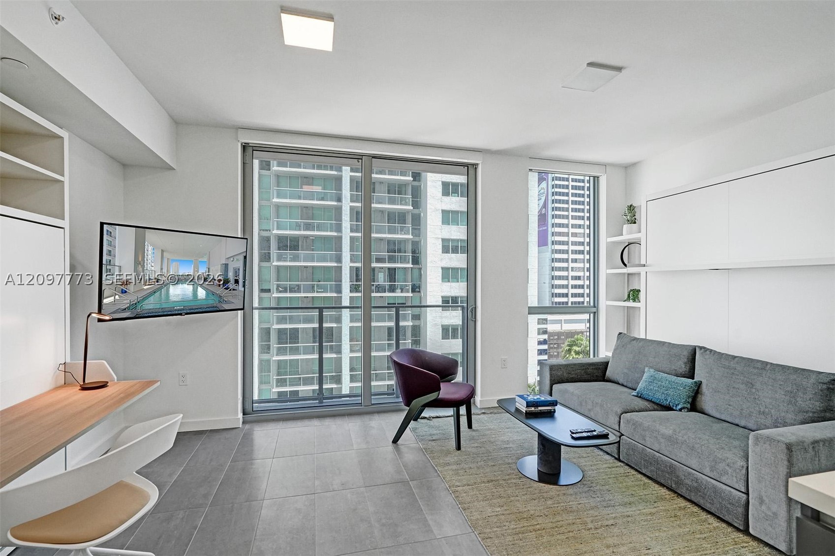 227 NE 2nd St #1610 Miami, FL 33132