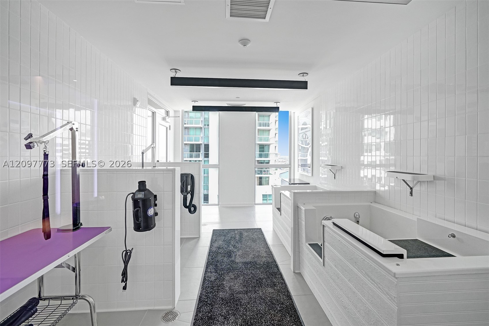 227 NE 2nd St #1610 Miami, FL 33132