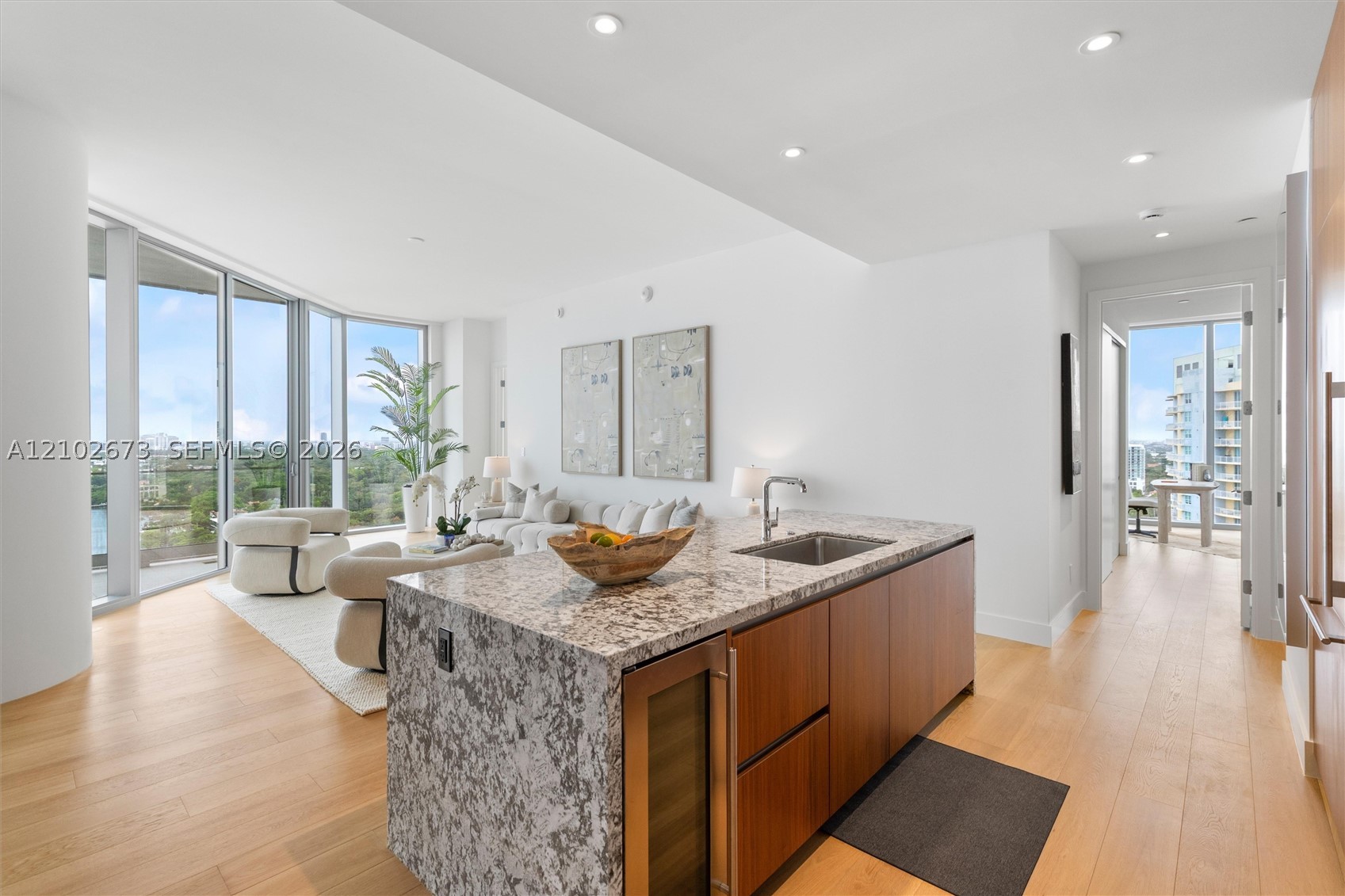 image Una Residences9