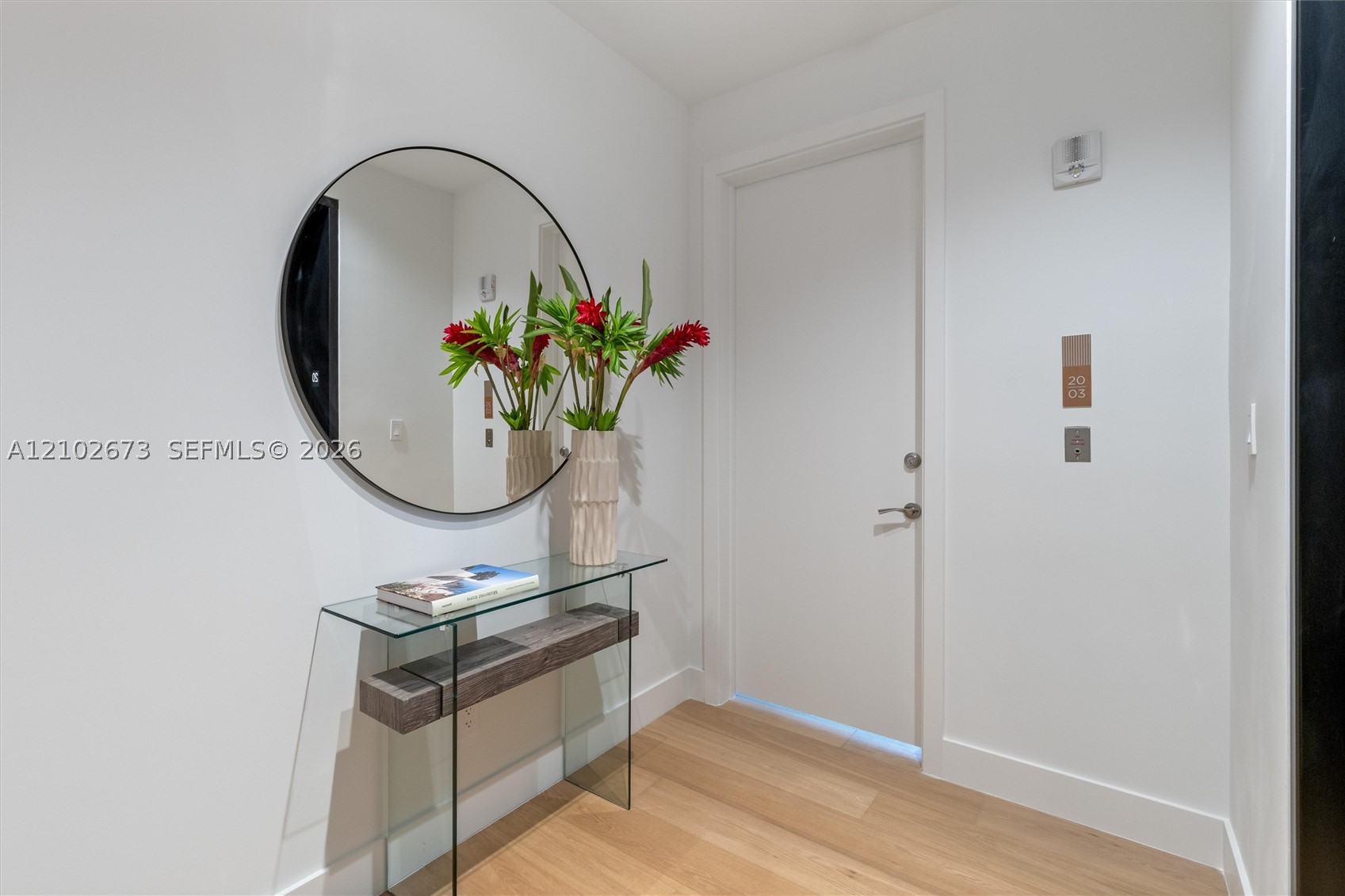 image Una Residences4