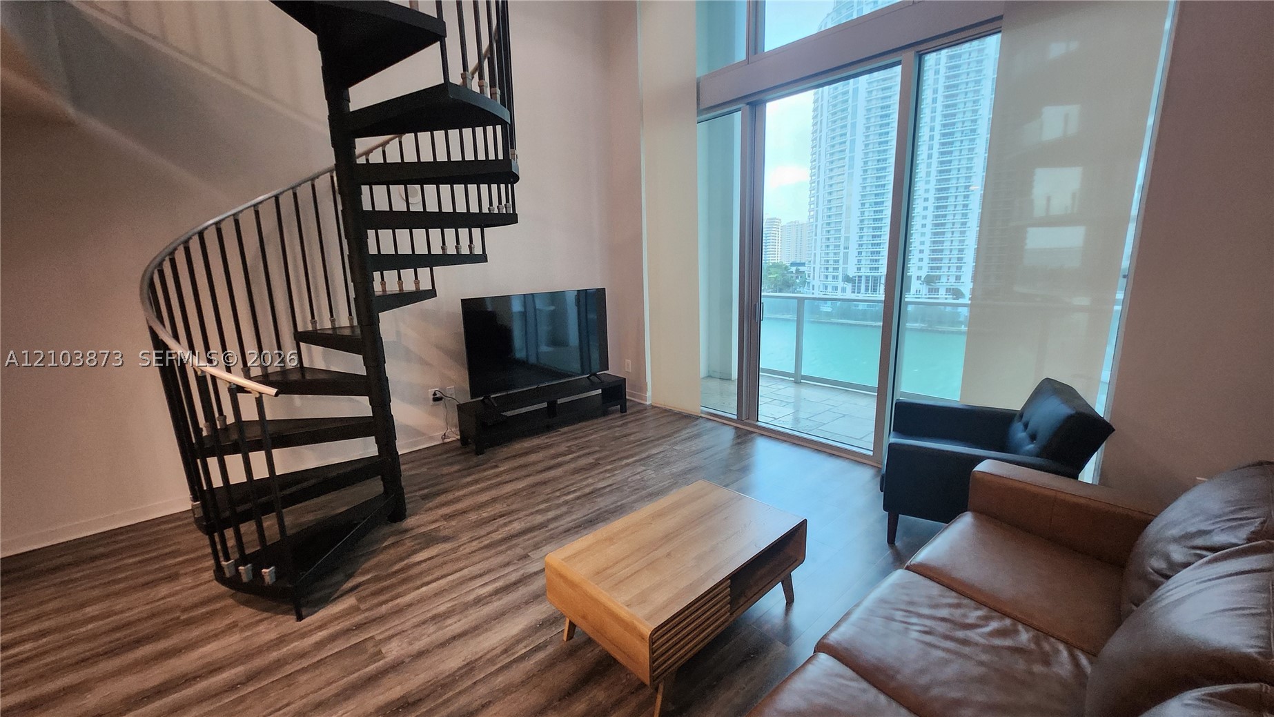 300 S Biscayne Blvd #L-808 Miami, FL 33131