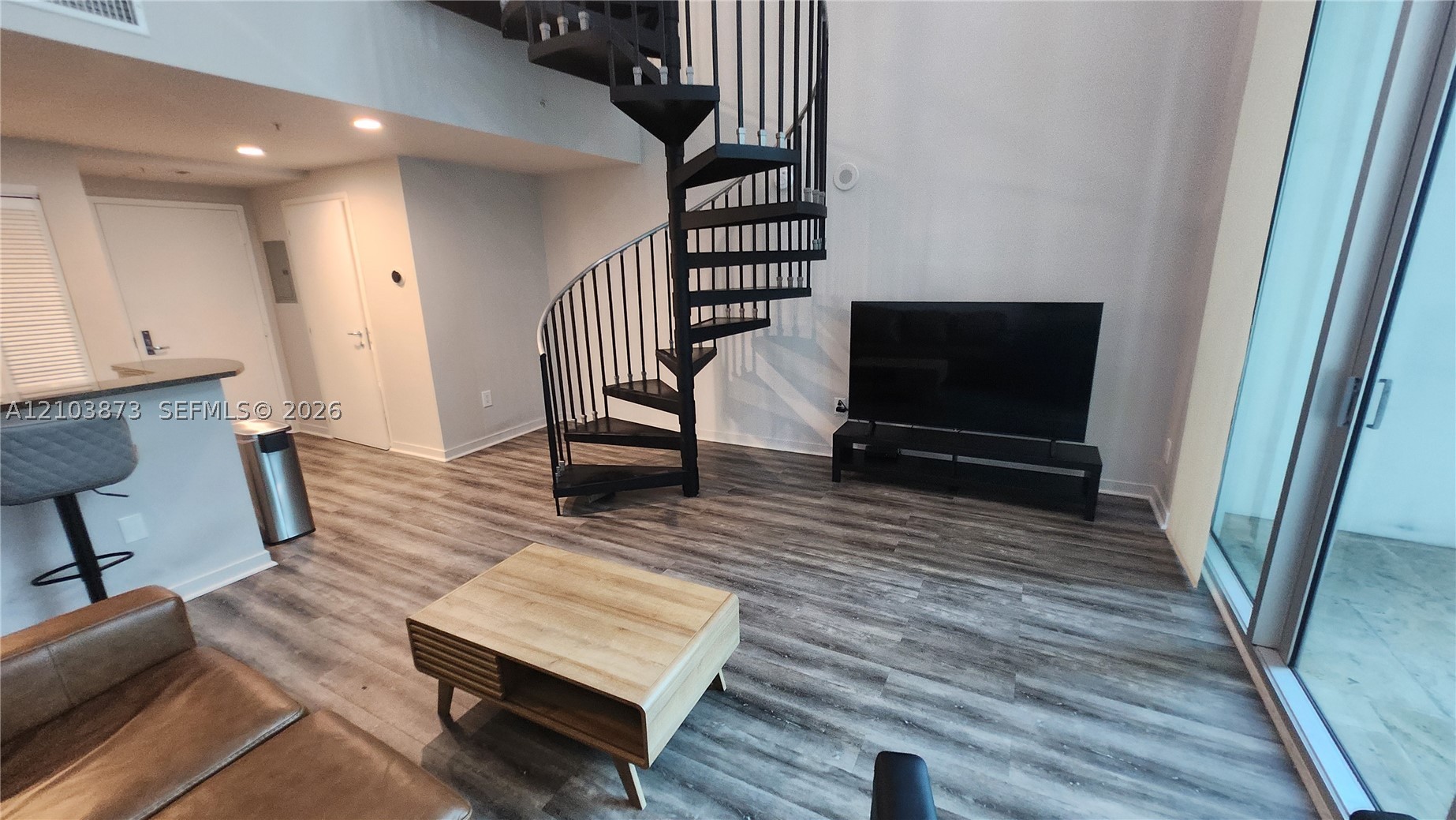 300 S Biscayne Blvd #L-808 Miami, FL 33131