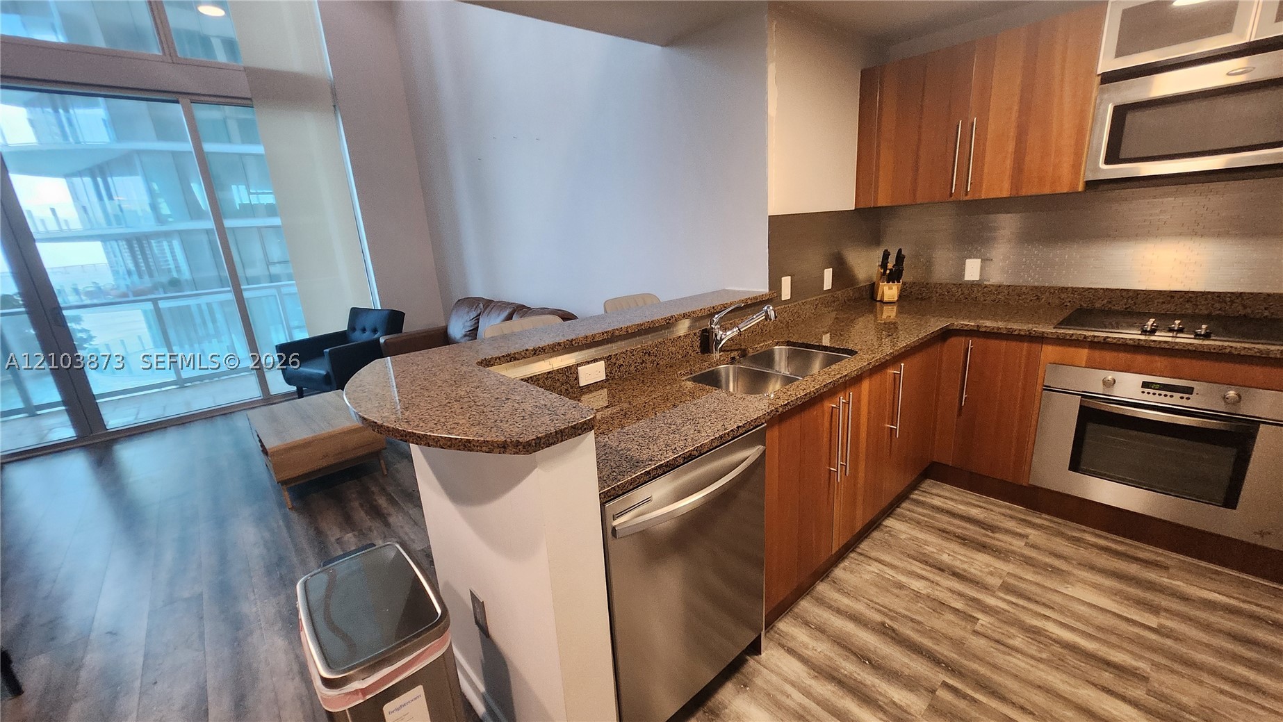 300 S Biscayne Blvd #L-808 Miami, FL 33131