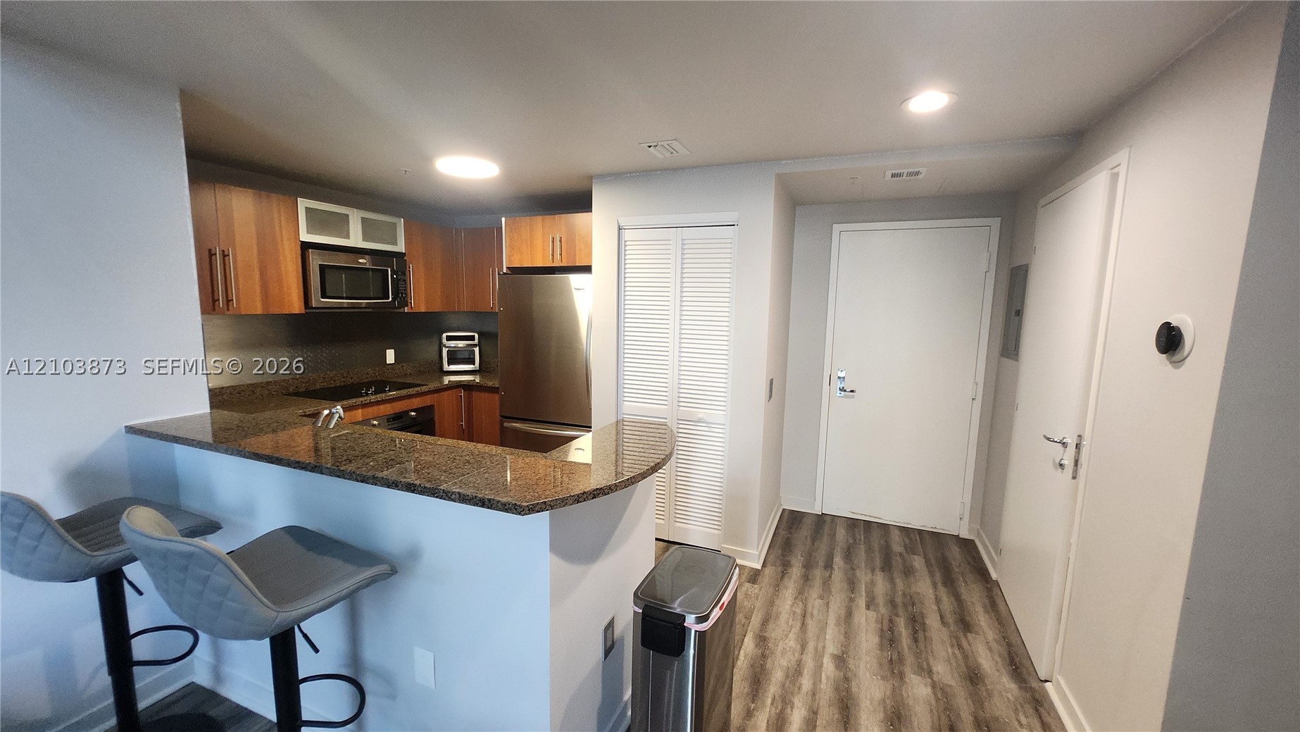 300 S Biscayne Blvd #L-808 Miami, FL 33131