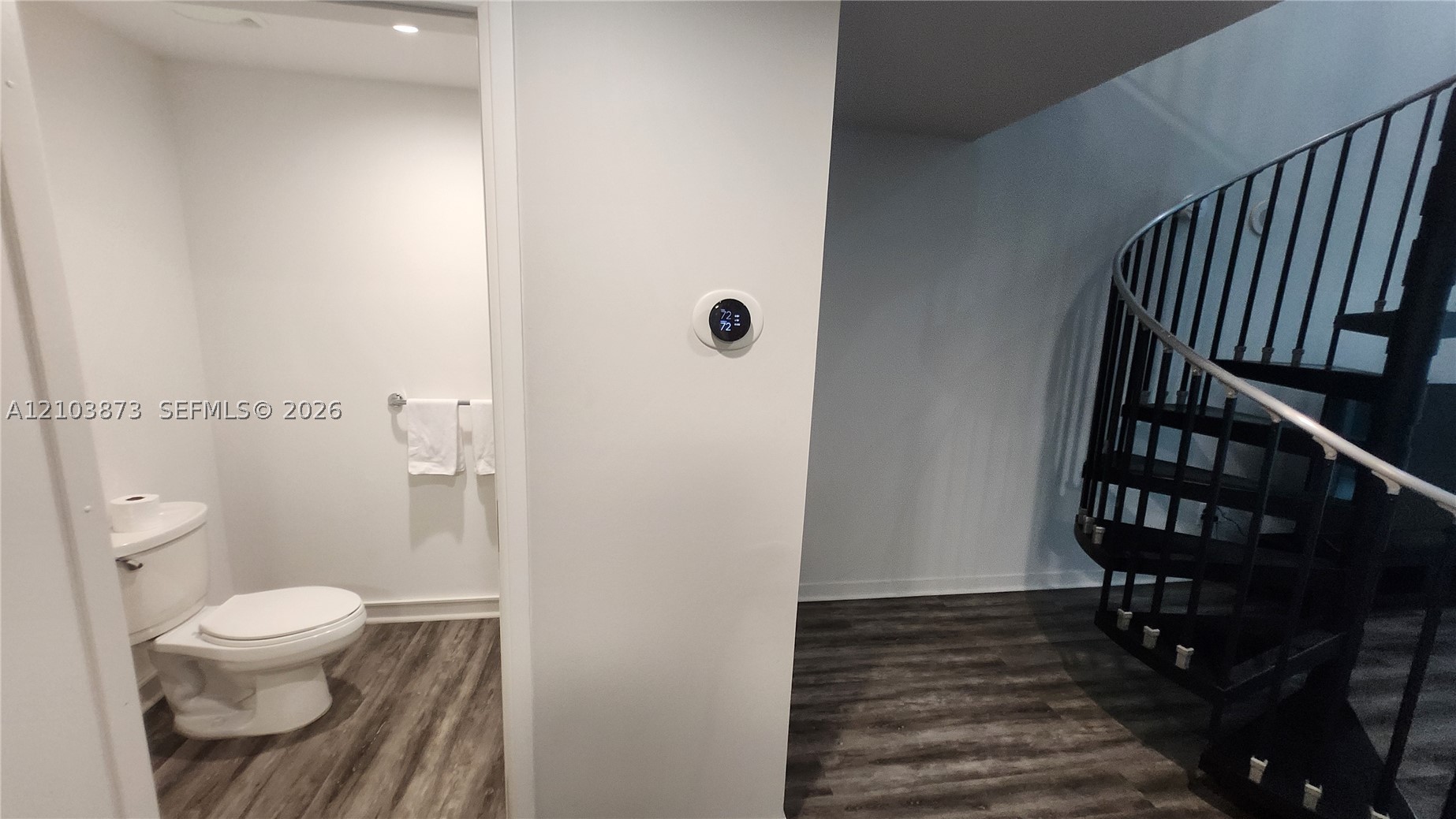 300 S Biscayne Blvd #L-808 Miami, FL 33131