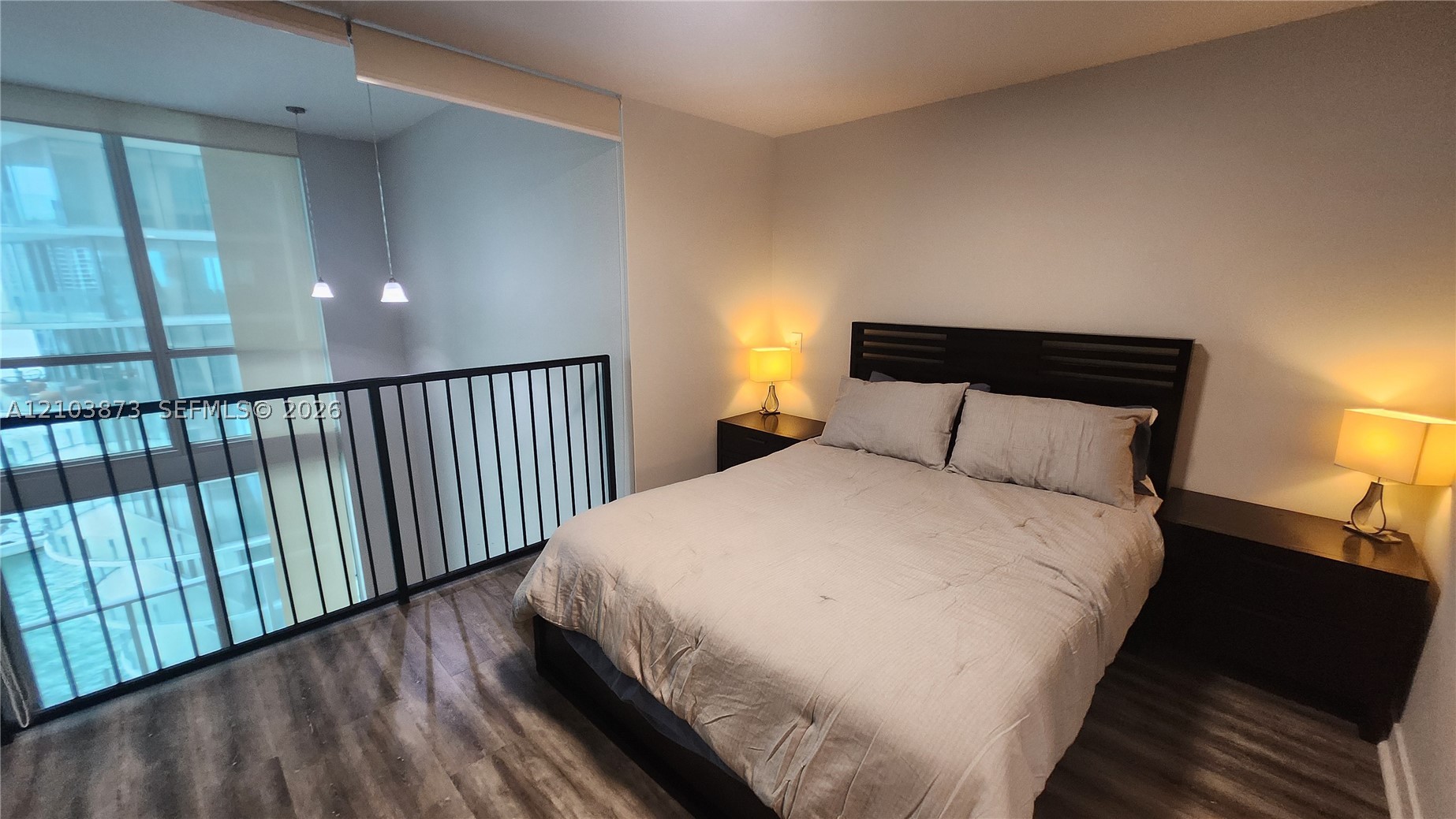 300 S Biscayne Blvd #L-808 Miami, FL 33131
