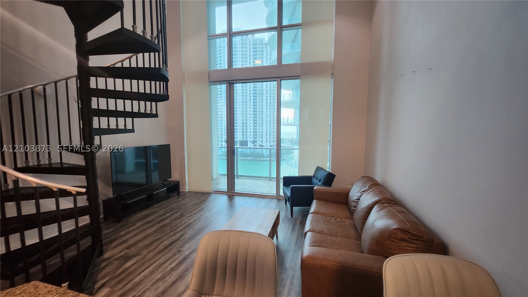 300 S Biscayne Blvd #L-808 Miami, FL 33131