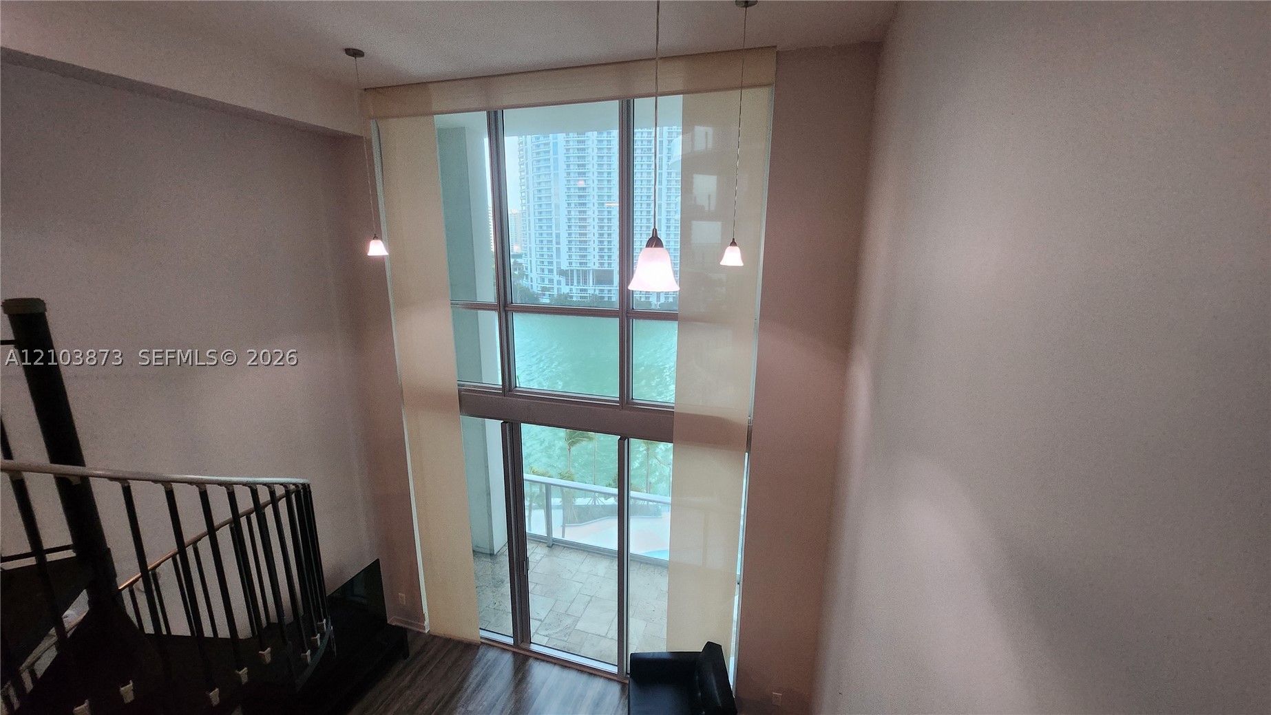 300 S Biscayne Blvd #L-808 Miami, FL 33131