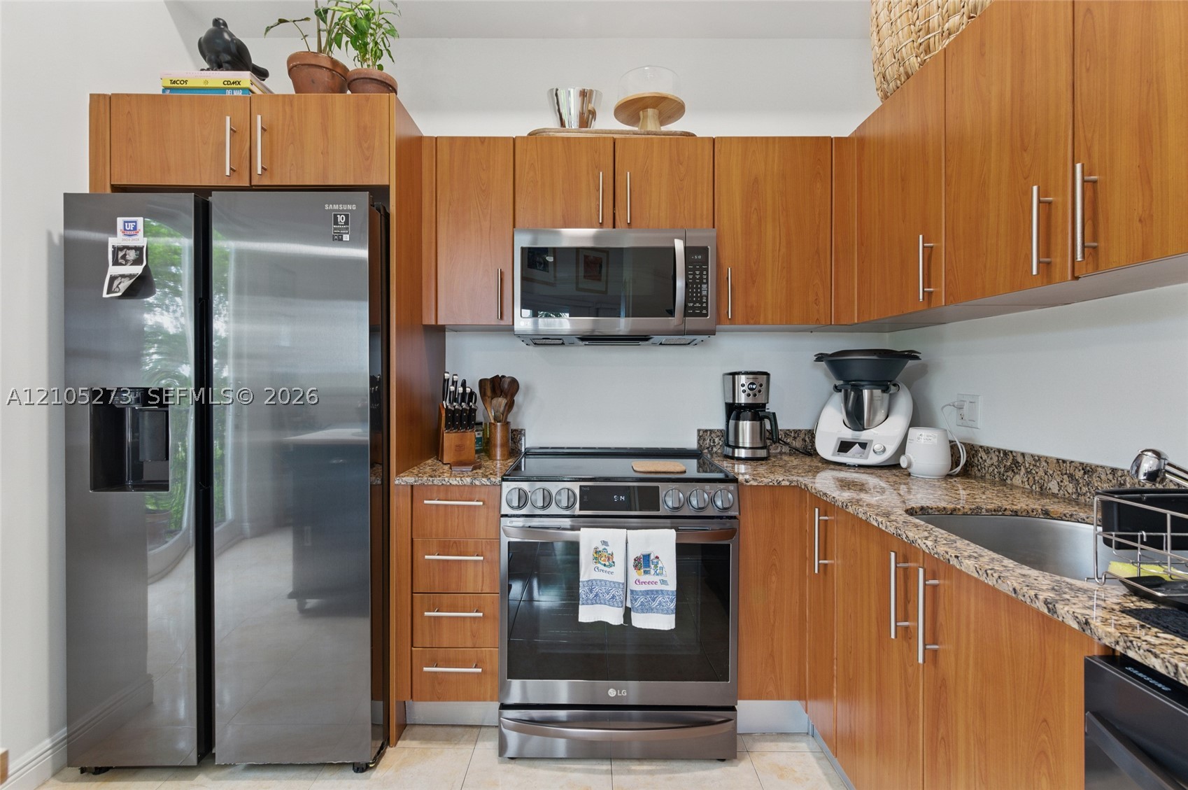 2701 SW 3rd Ave #303 Miami, FL 33129