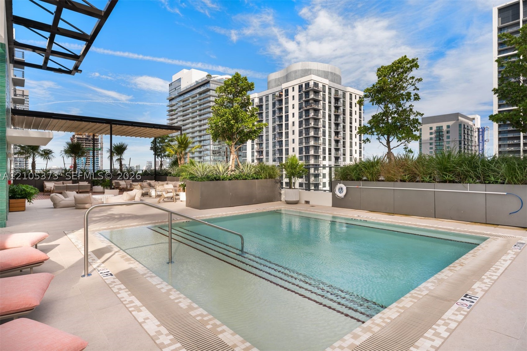 image The Crosby Miami Worldcenter21
