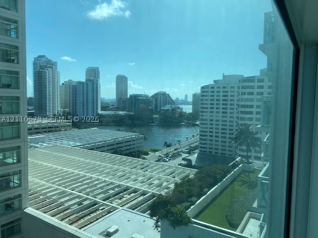 image The Plaza on Brickell East3