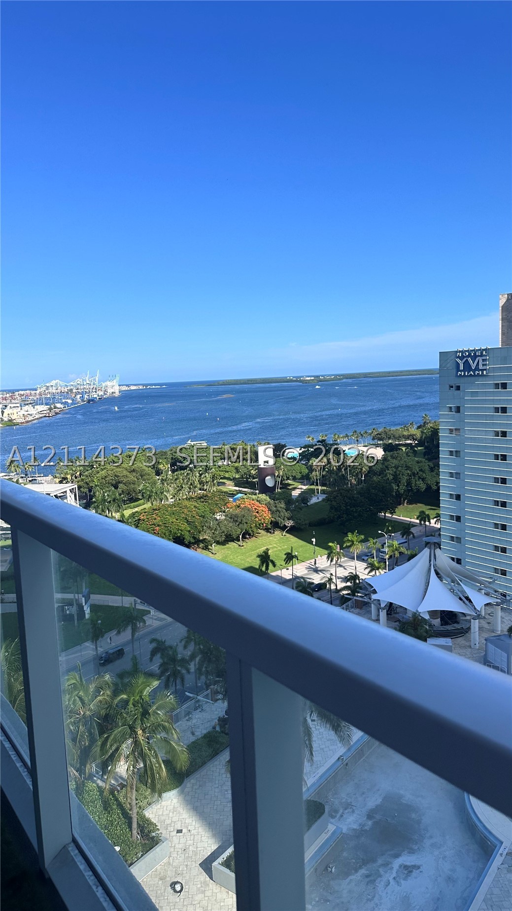 244 Biscayne Blvd #1707