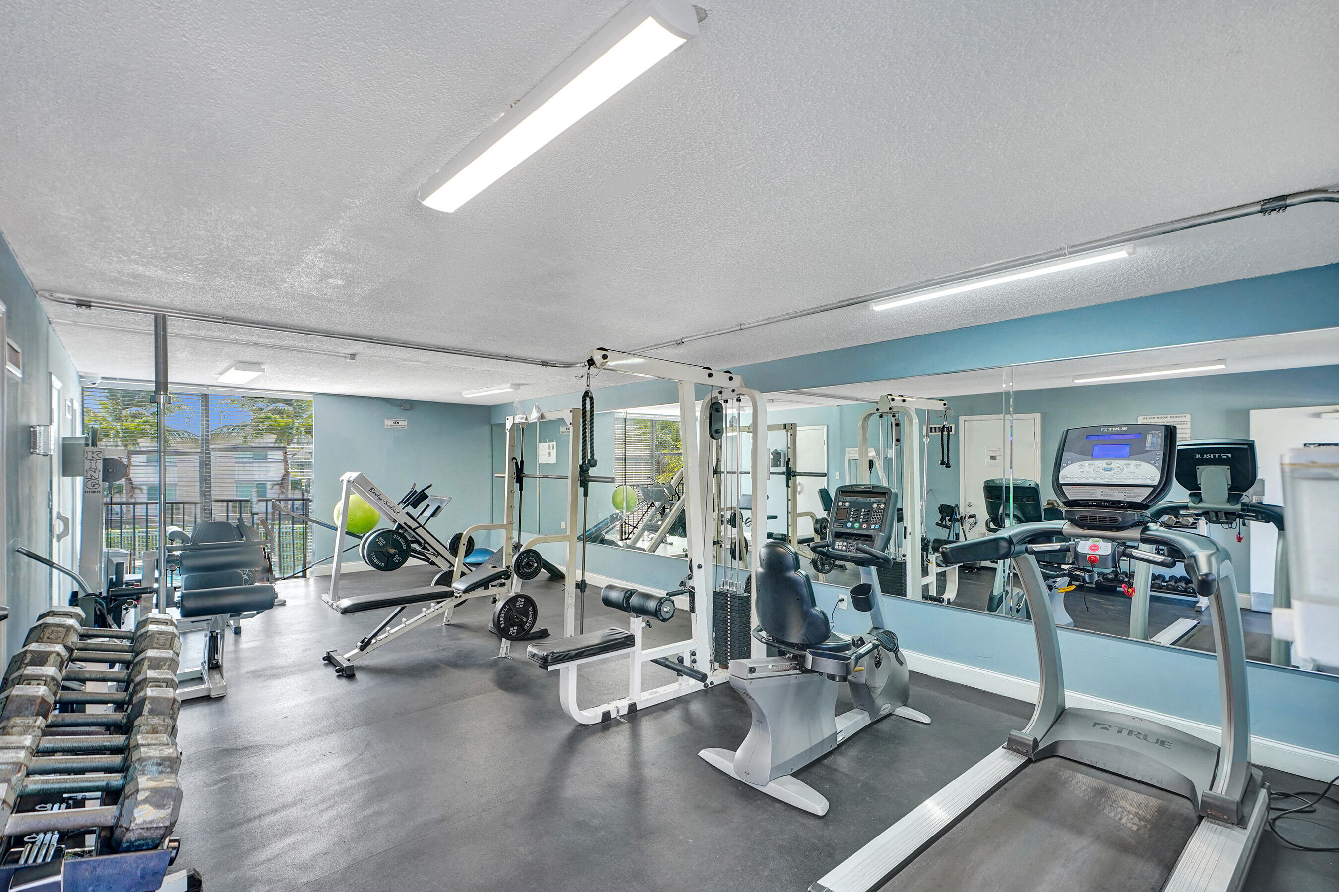 1801 S Treasure #528 North Bay Village, FL 33141