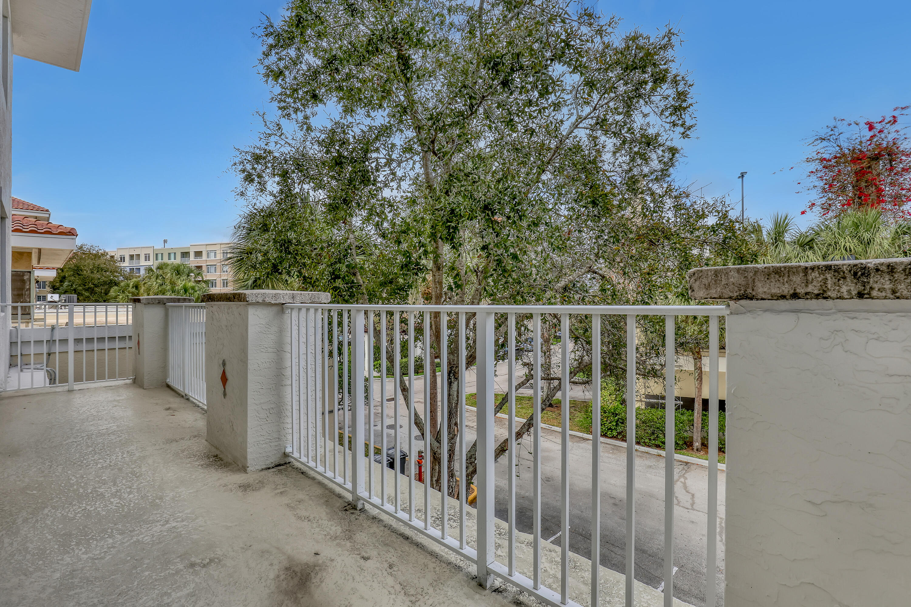 1155 Main #219 Jupiter, FL 33458