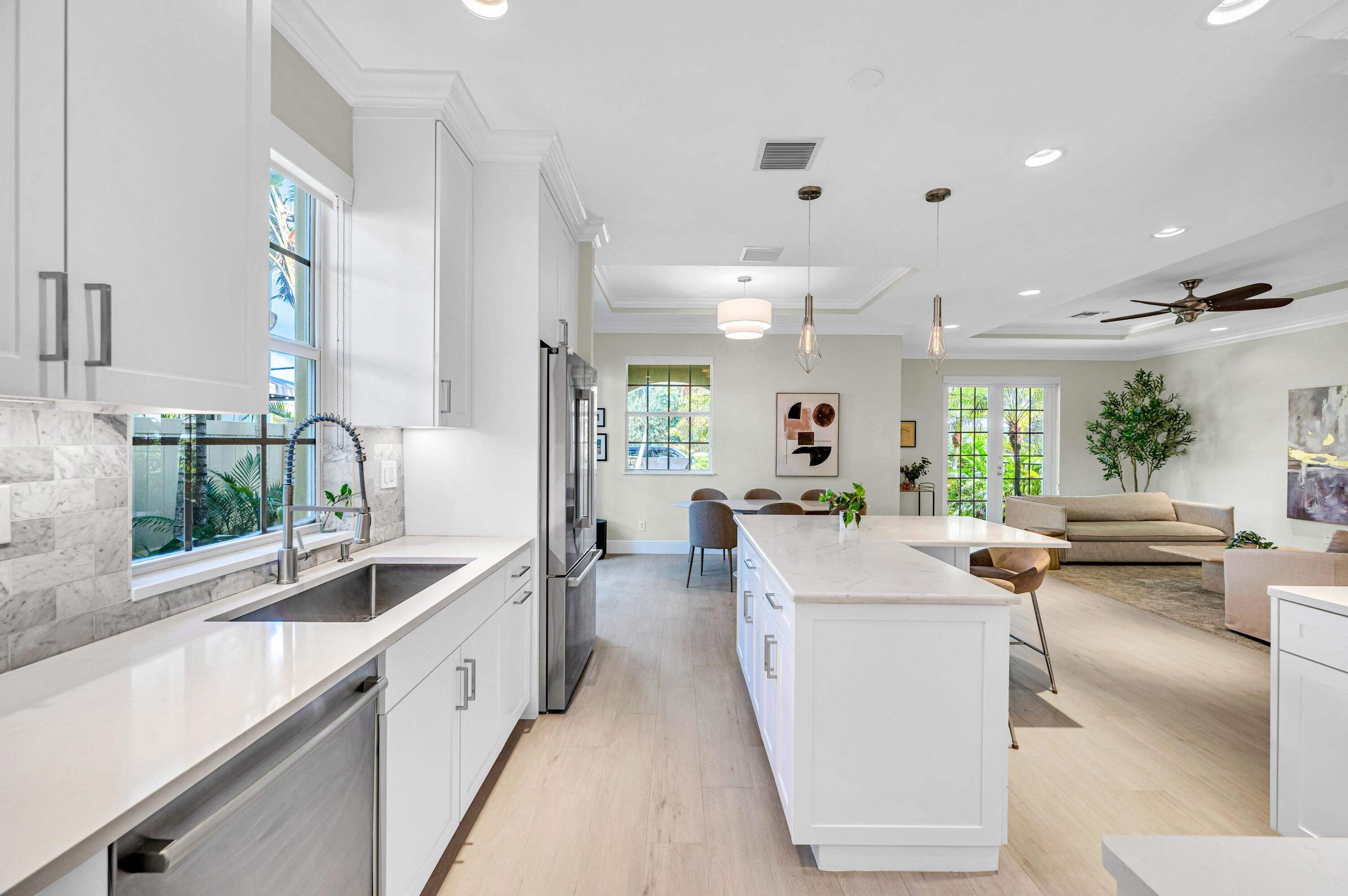 449 NE 16th Fort Lauderdale, FL 33301