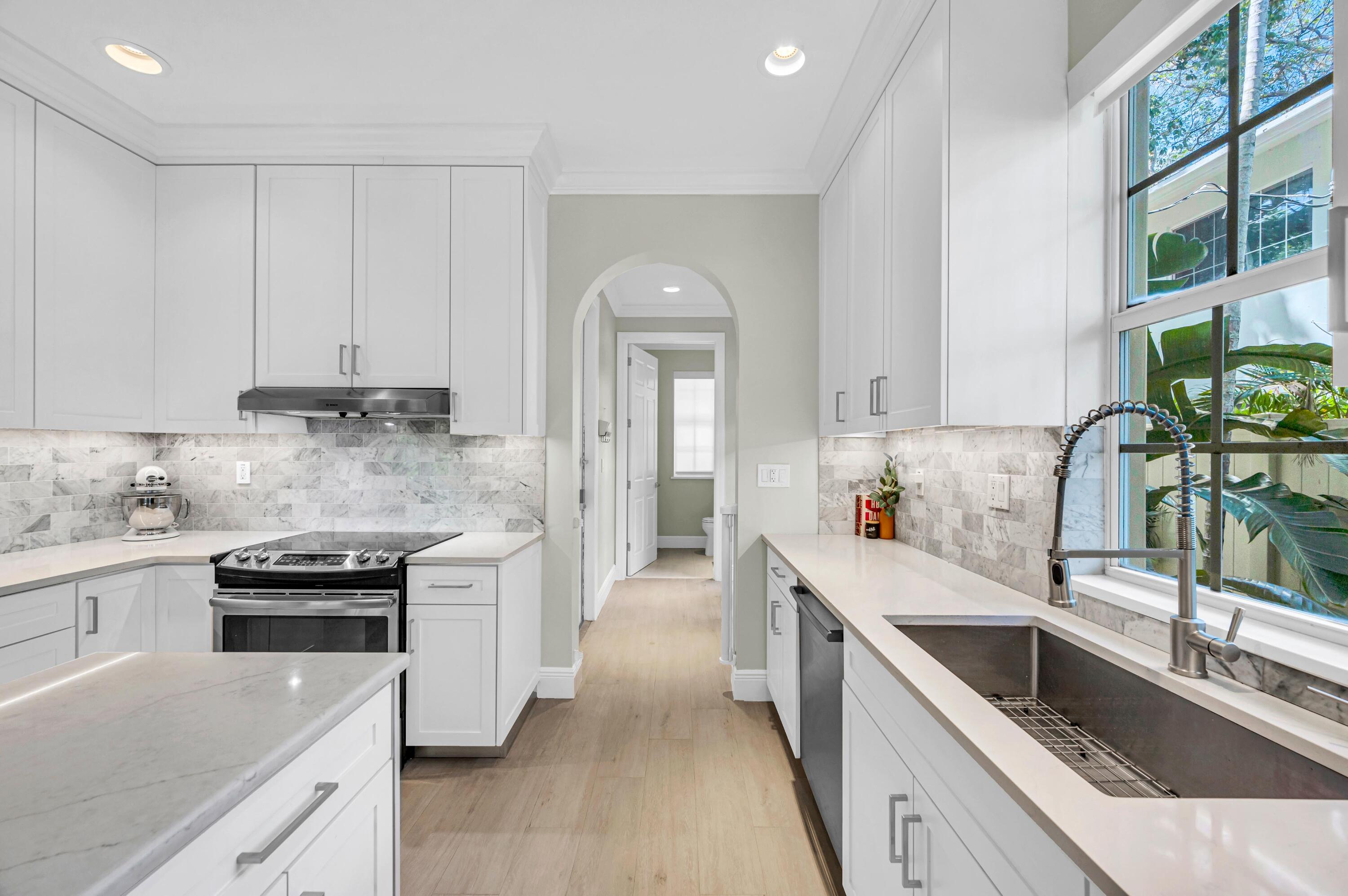 449 NE 16th Fort Lauderdale, FL 33301