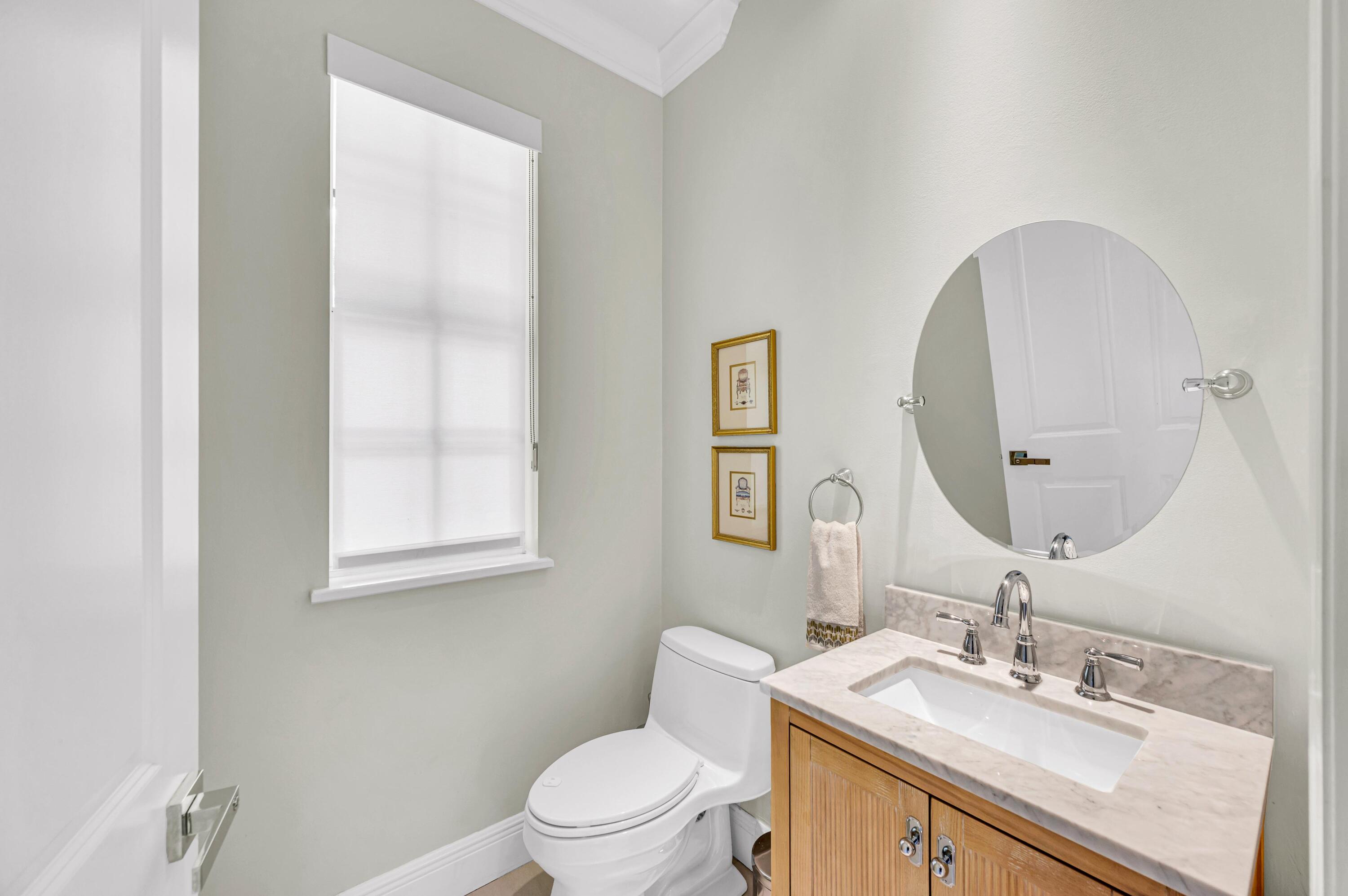 449 NE 16th Fort Lauderdale, FL 33301