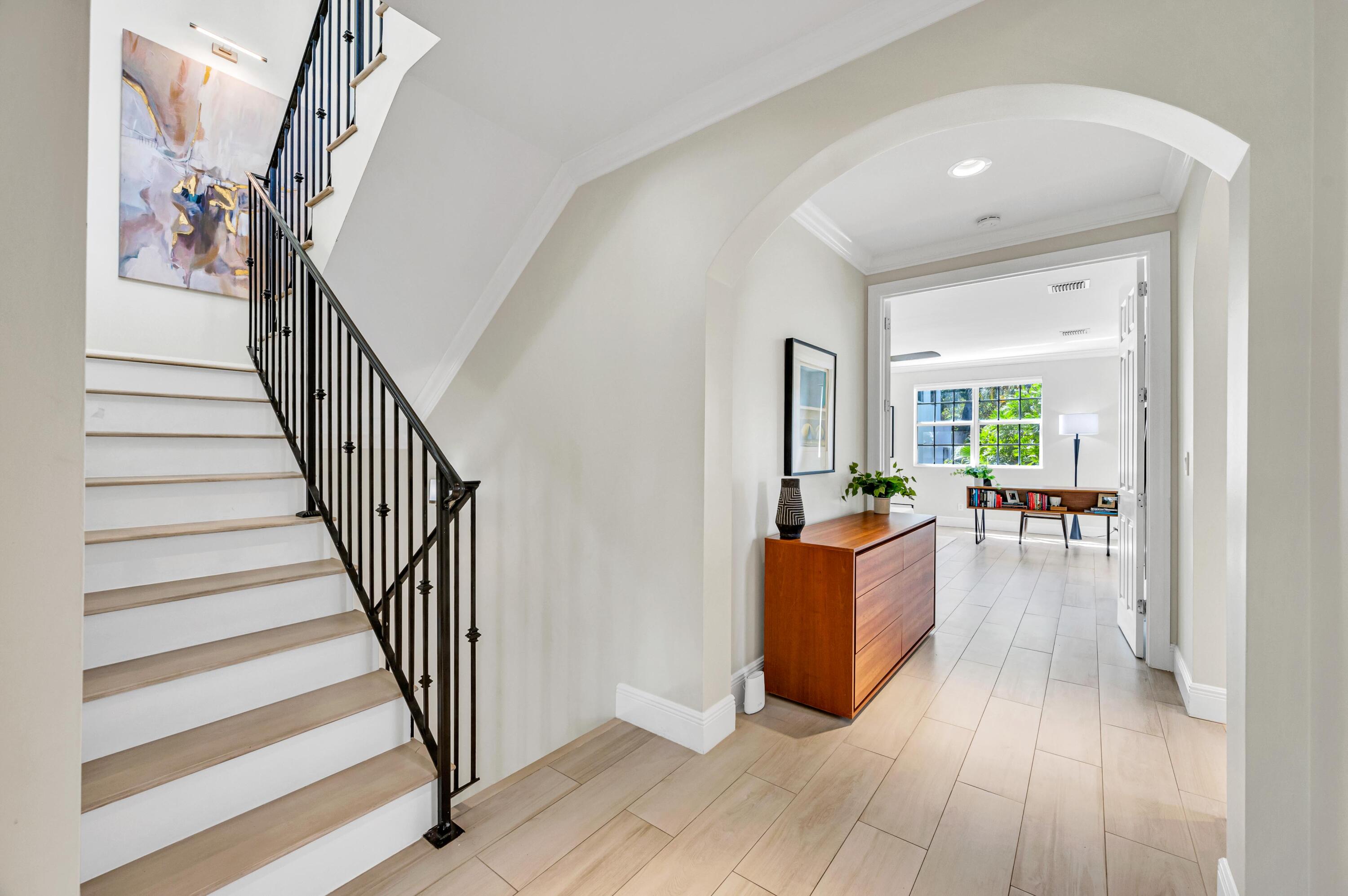 449 NE 16th Fort Lauderdale, FL 33301