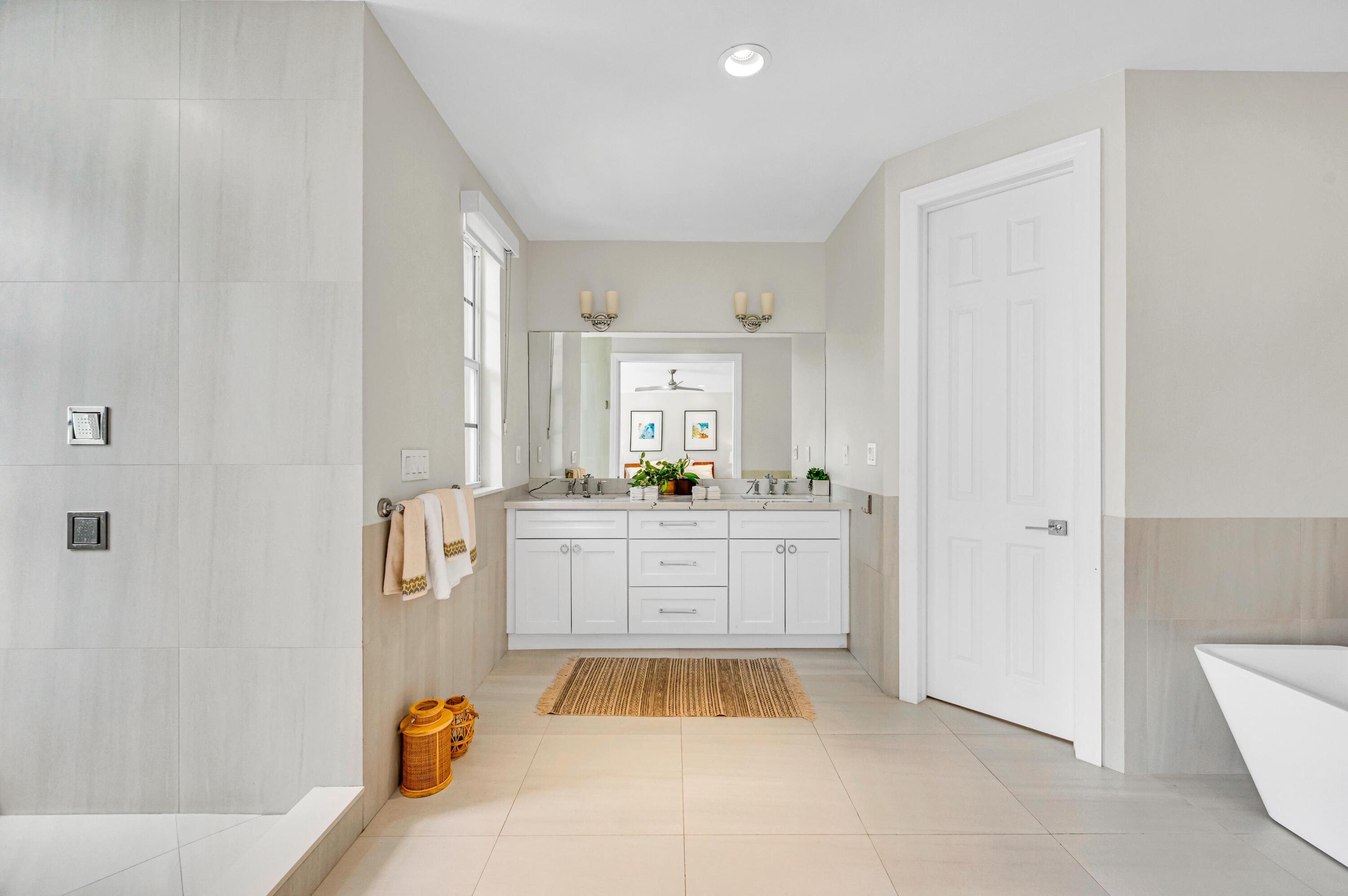 449 NE 16th Fort Lauderdale, FL 33301