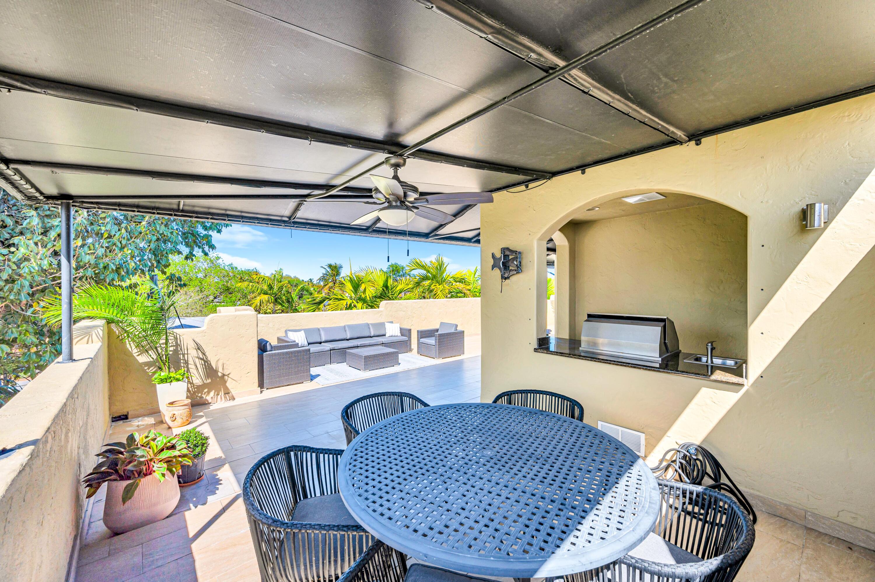 449 NE 16th Fort Lauderdale, FL 33301