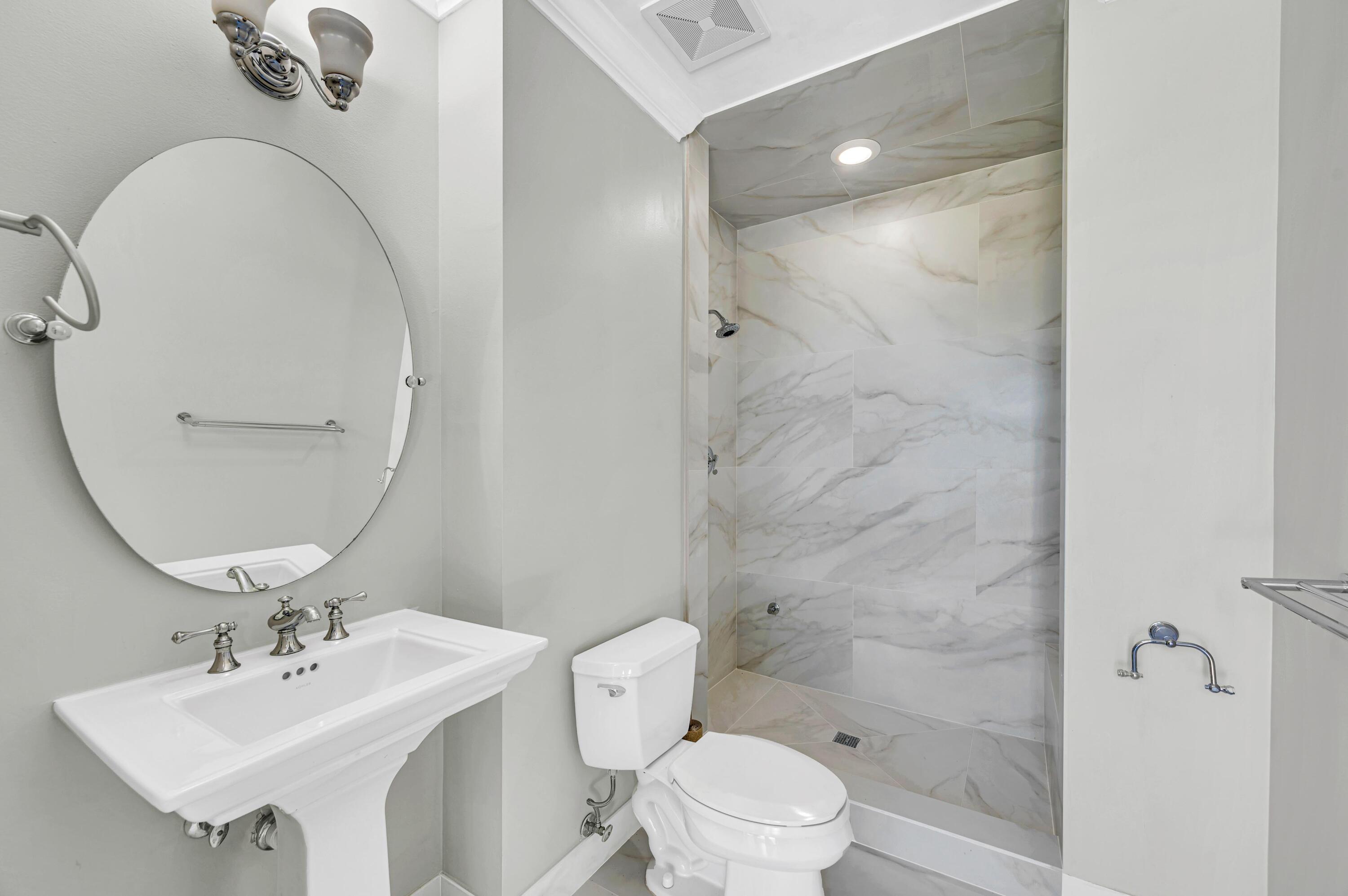 449 NE 16th Fort Lauderdale, FL 33301