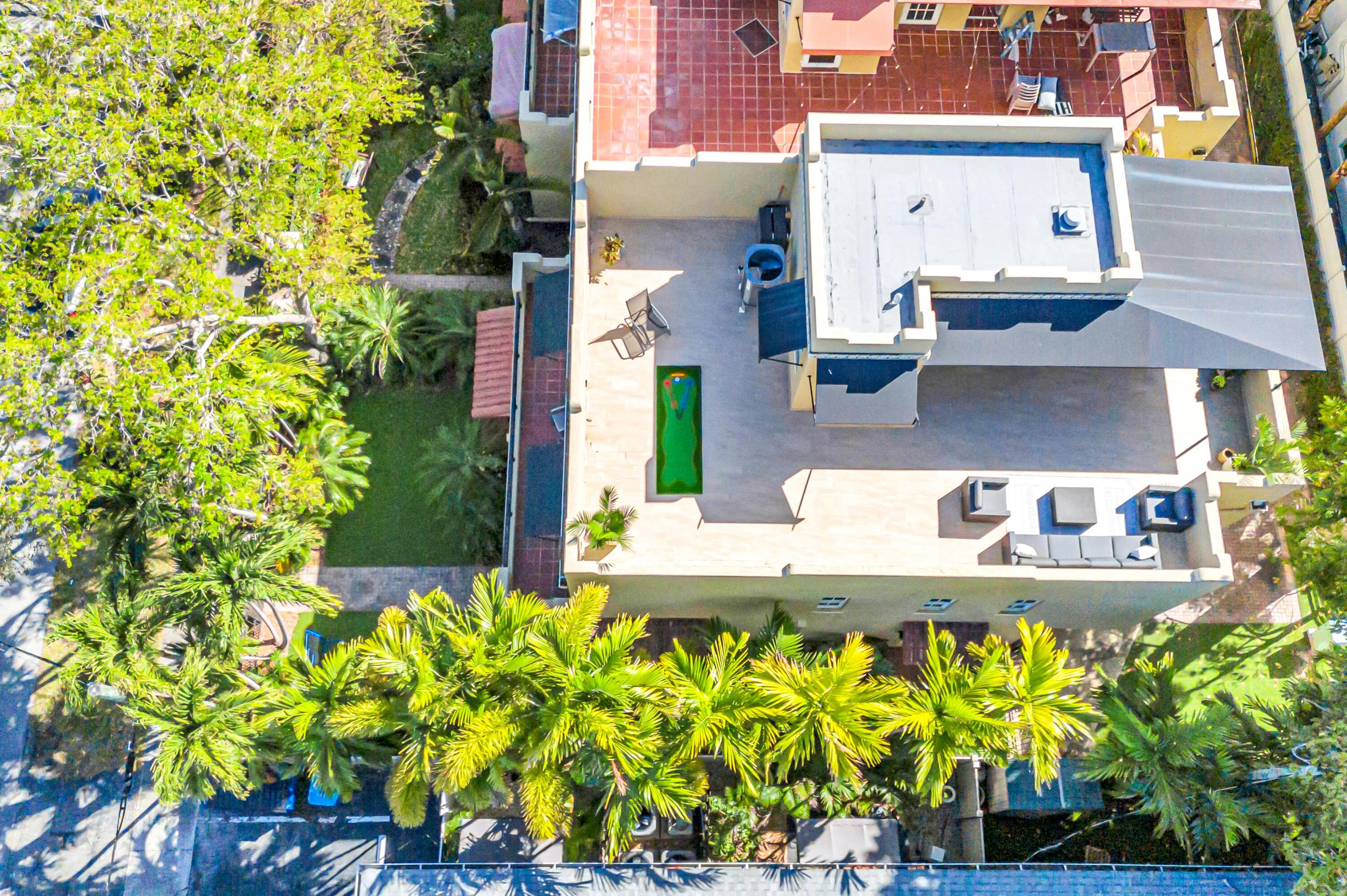 449 NE 16th Fort Lauderdale, FL 33301