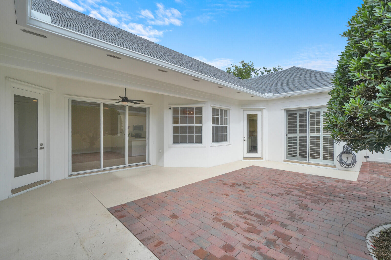 113 Honeysuckle Jupiter, FL 33458