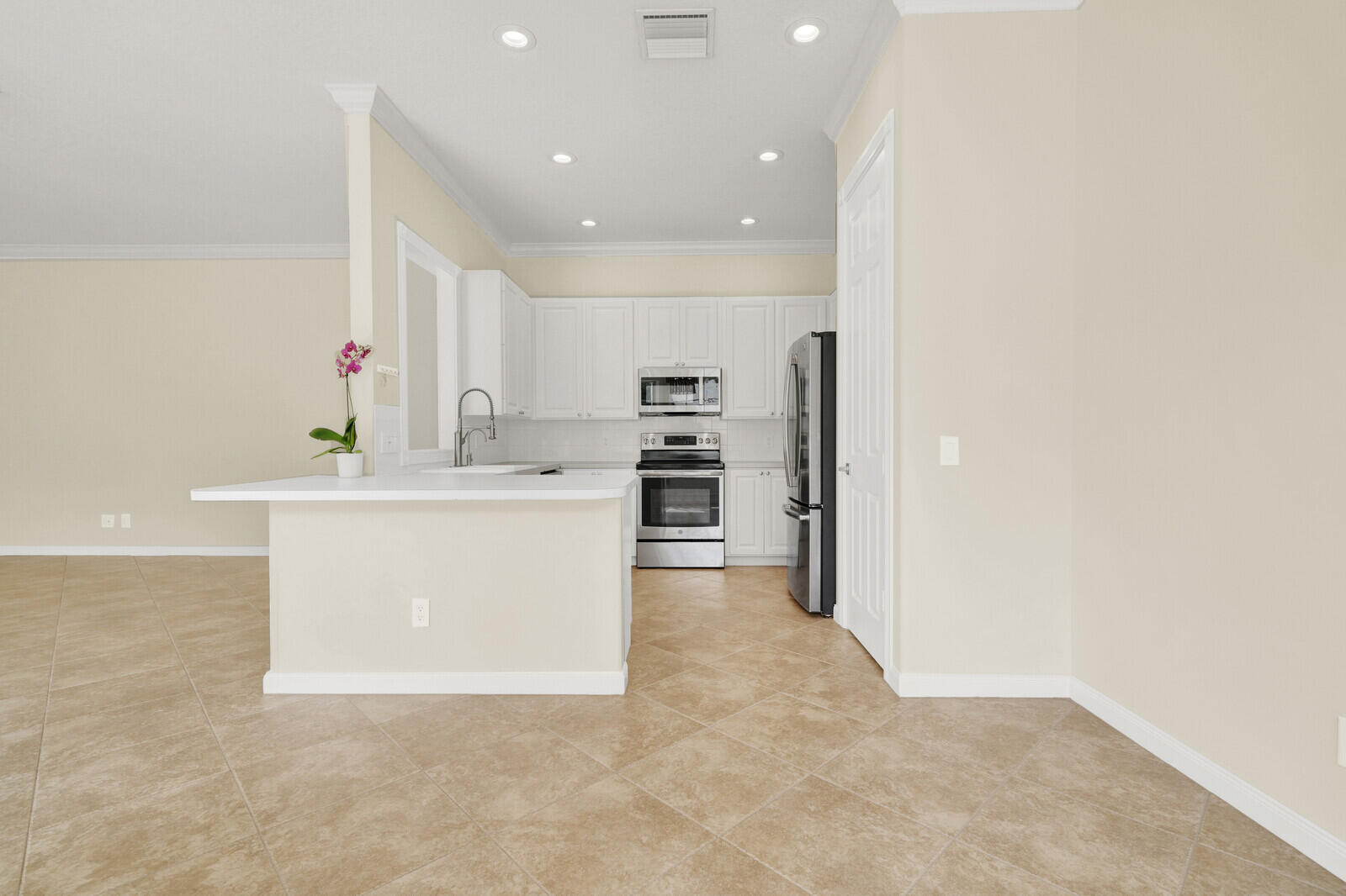 113 Honeysuckle Jupiter, FL 33458