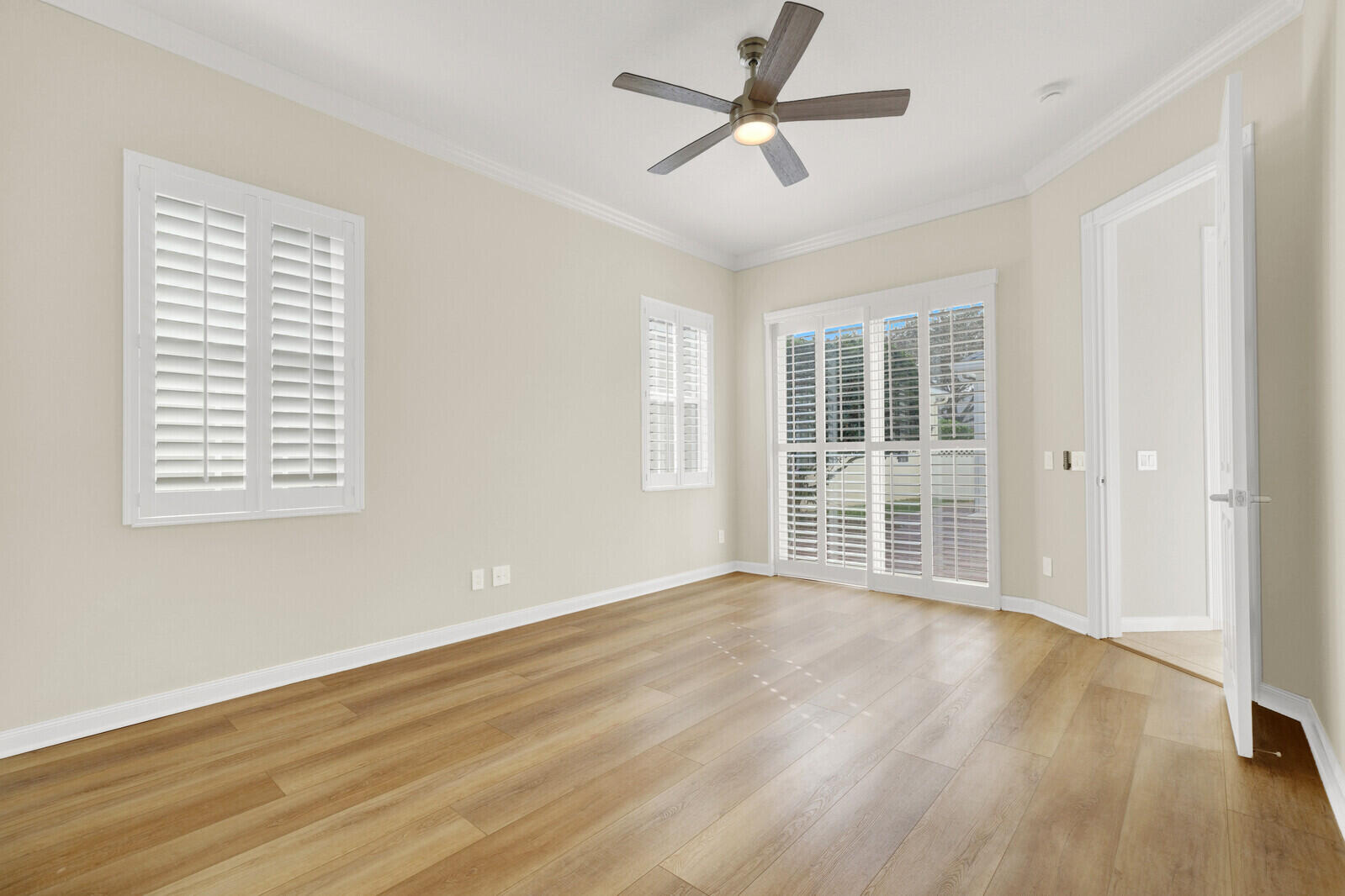 113 Honeysuckle Jupiter, FL 33458