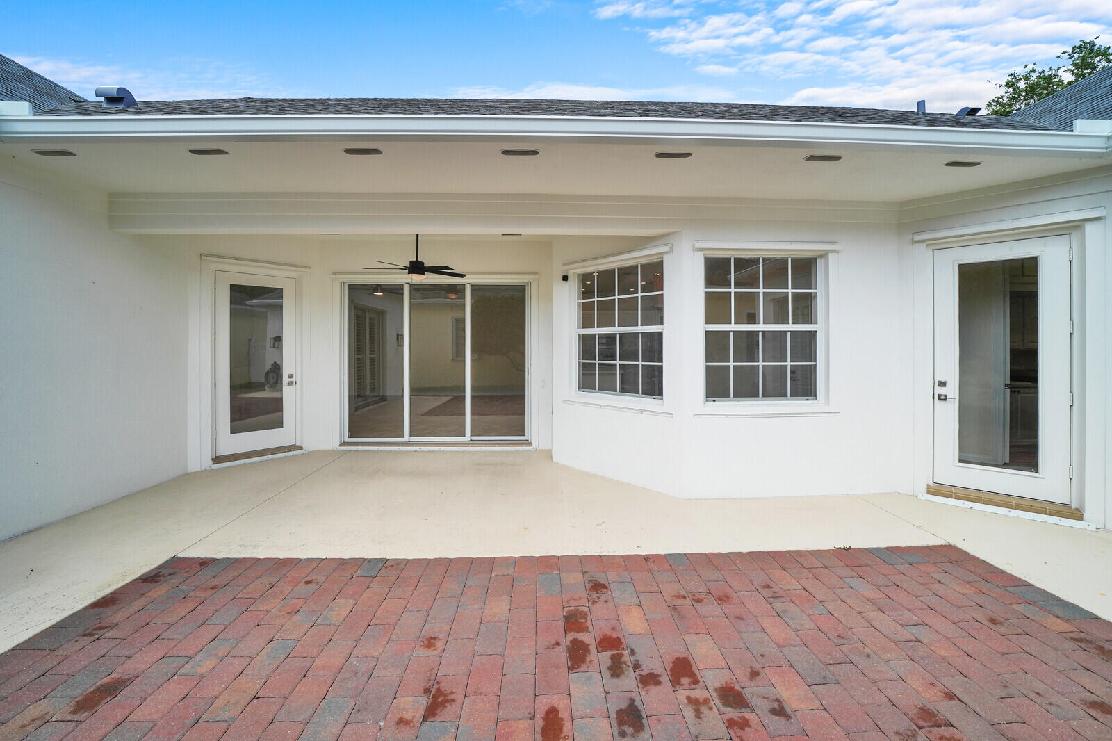 113 Honeysuckle Jupiter, FL 33458