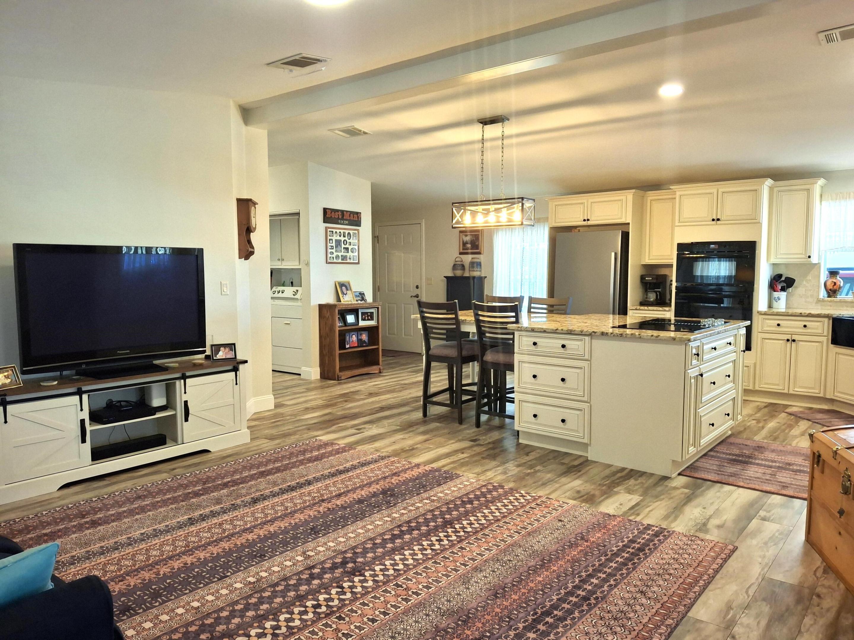 3713 Pendula Port St Lucie, FL 34952