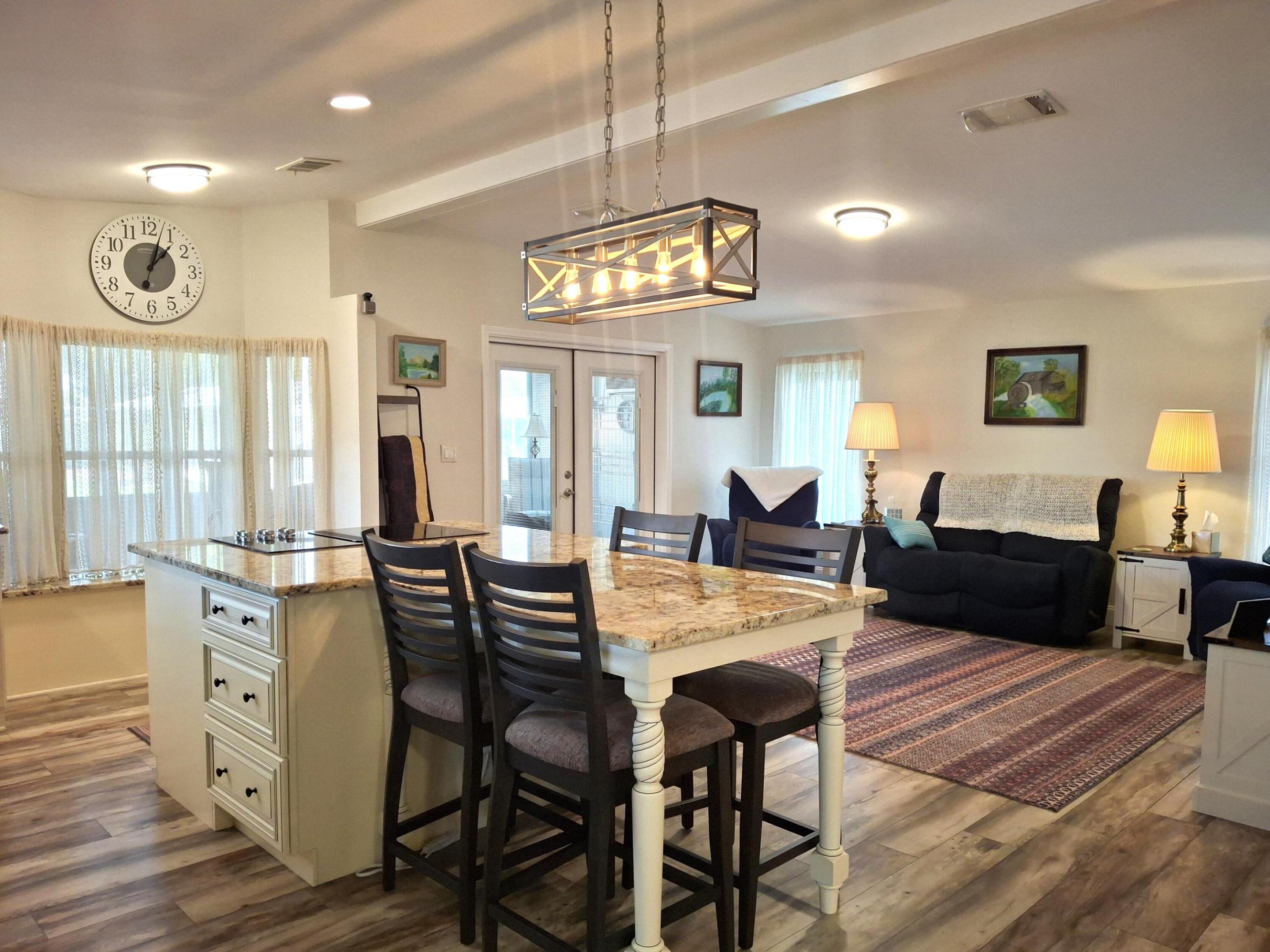 3713 Pendula Port St Lucie, FL 34952