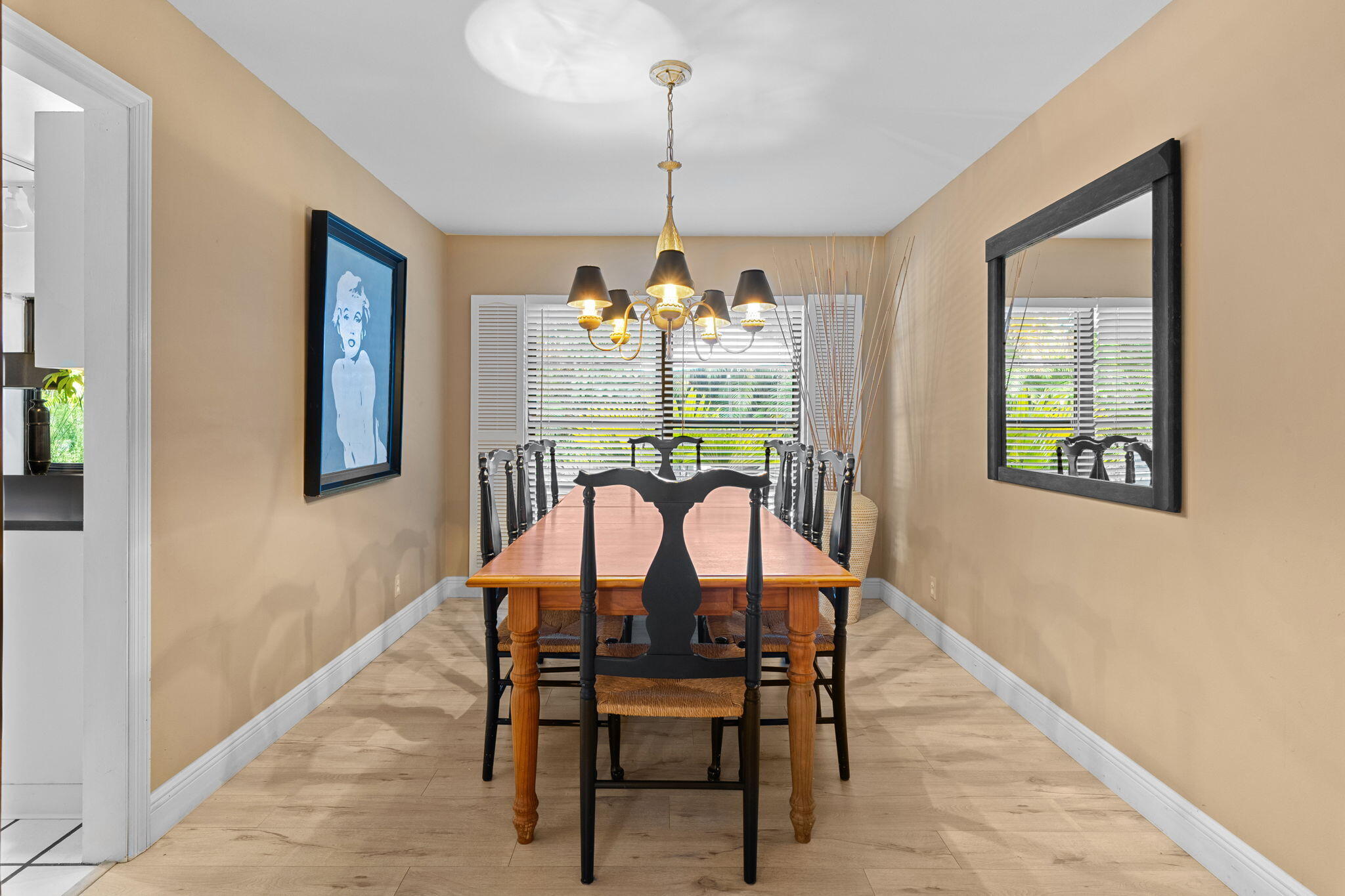 8730 Lake Dasha Plantation, FL 33324