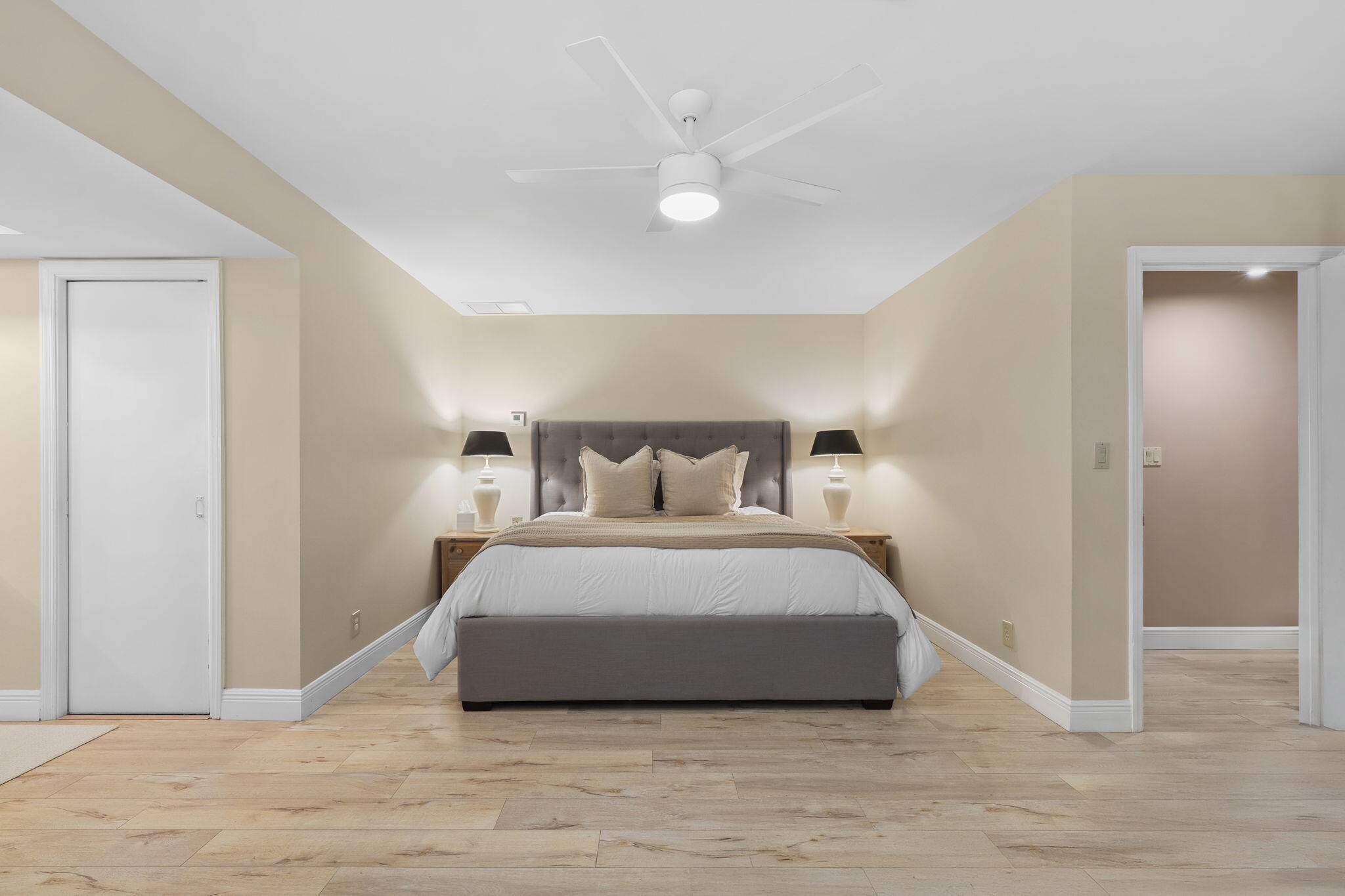 8730 Lake Dasha Plantation, FL 33324