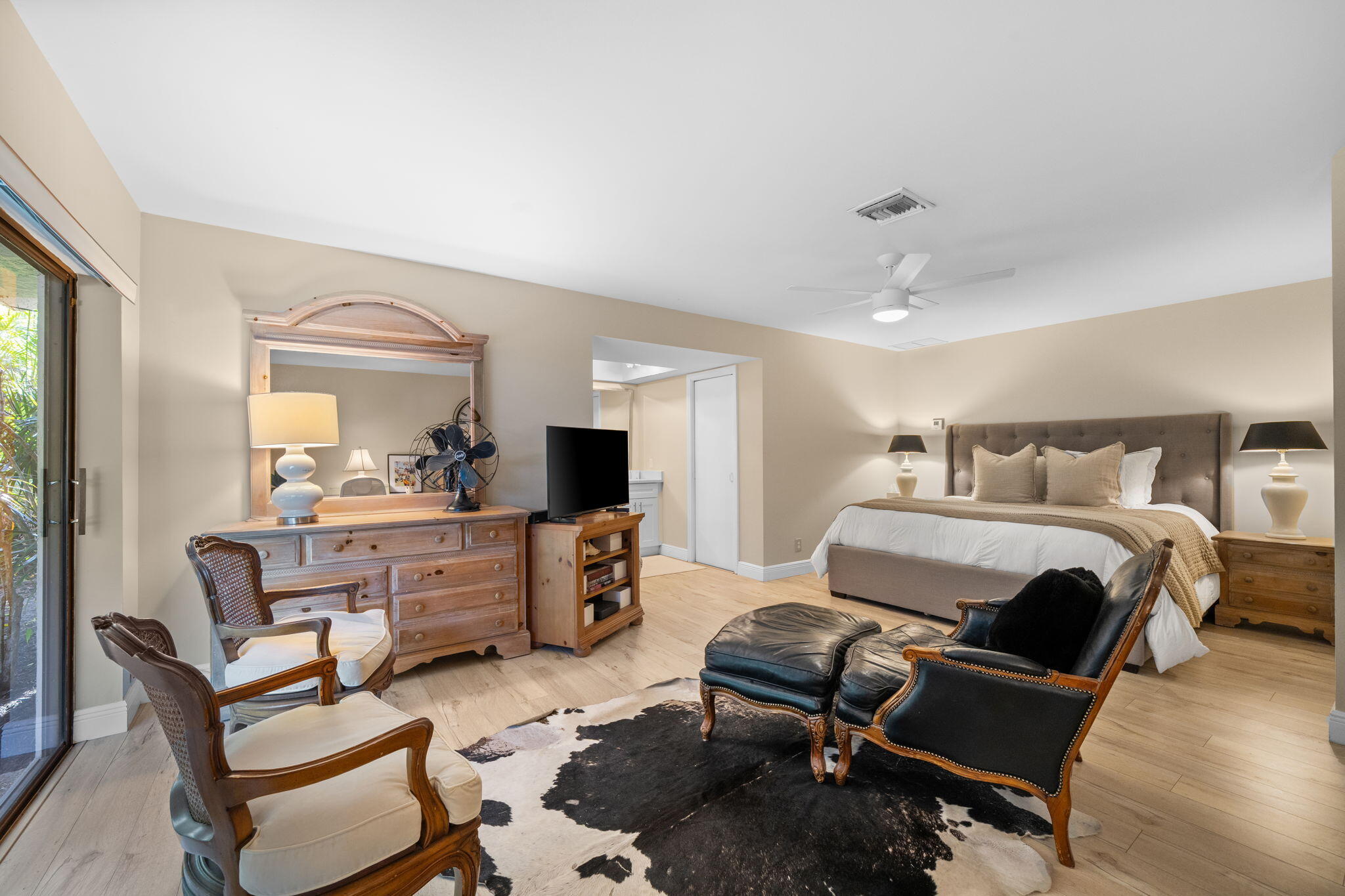 8730 Lake Dasha Plantation, FL 33324