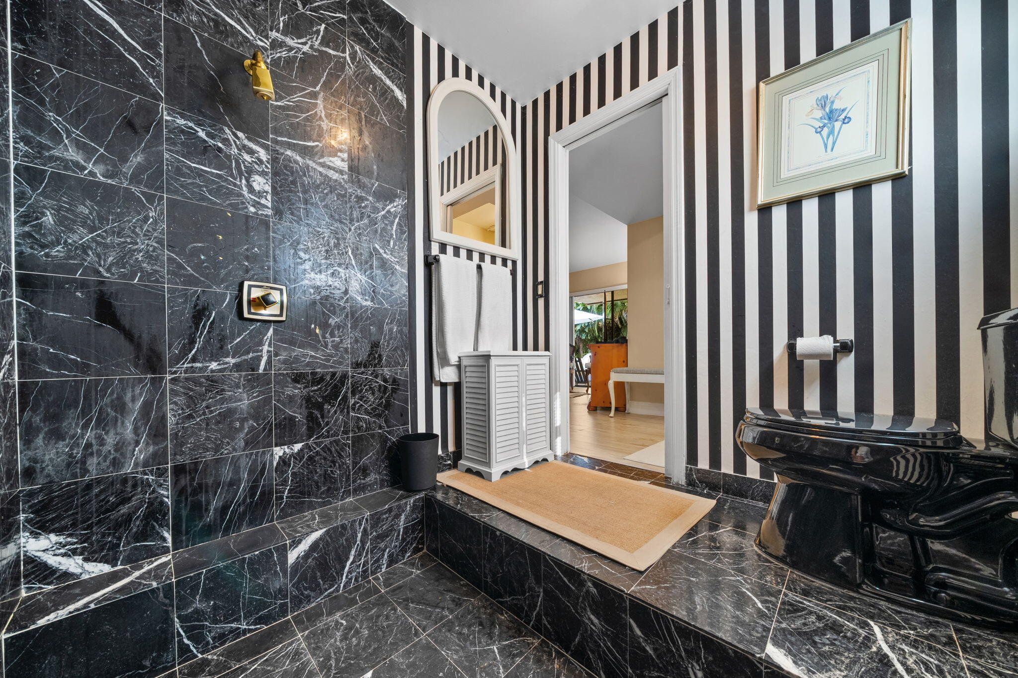 8730 Lake Dasha Plantation, FL 33324