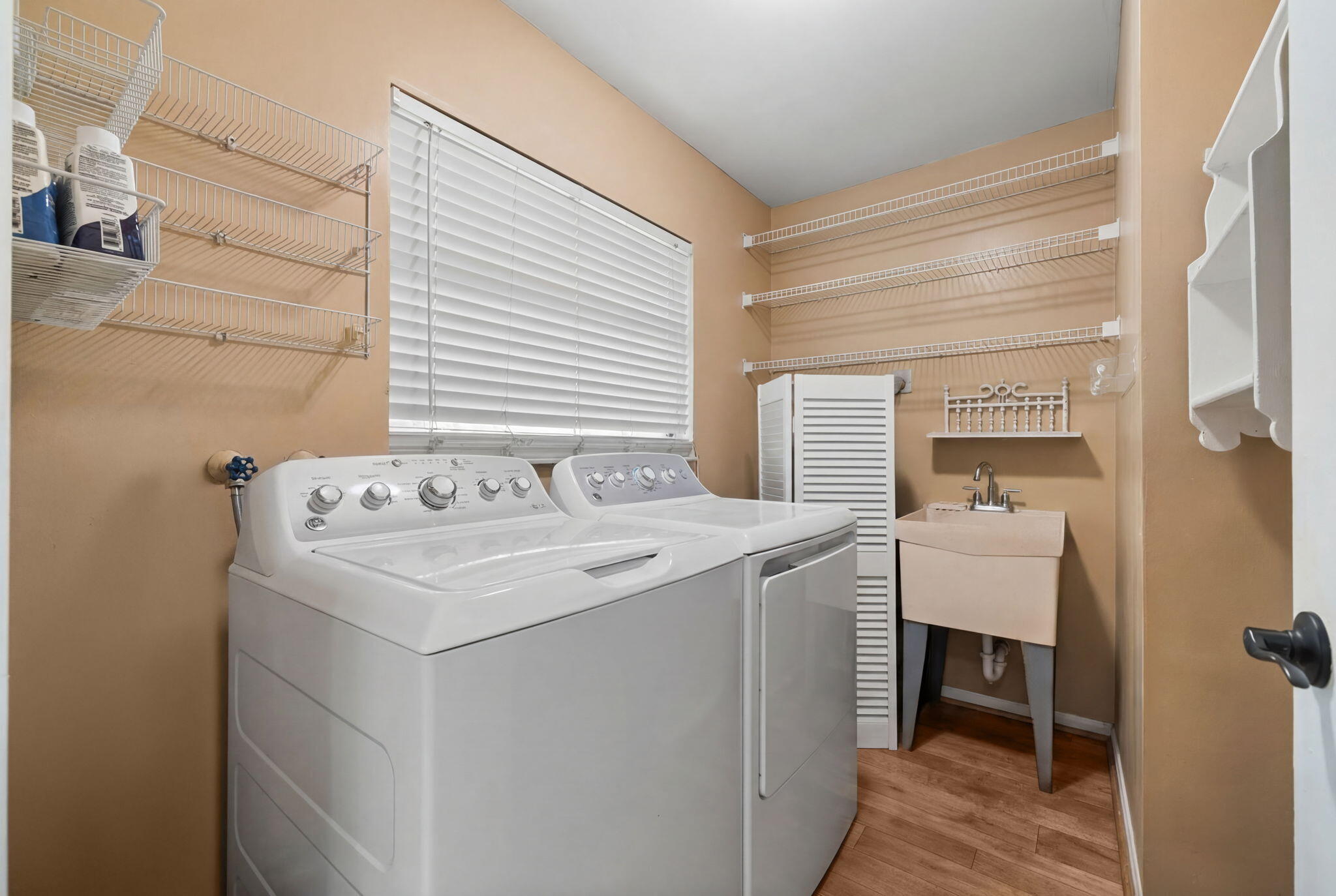 8730 Lake Dasha Plantation, FL 33324