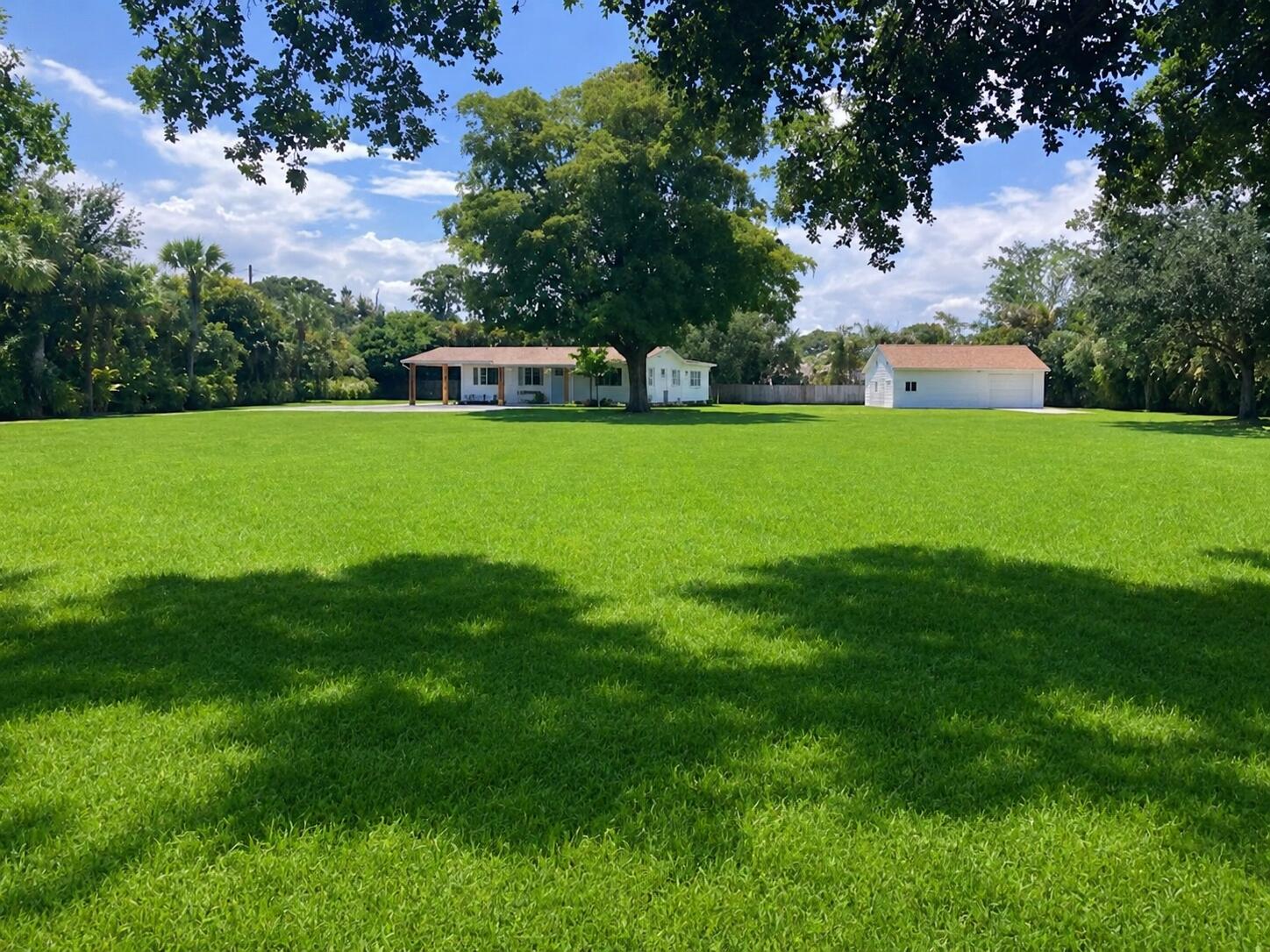 8781 N Virginia