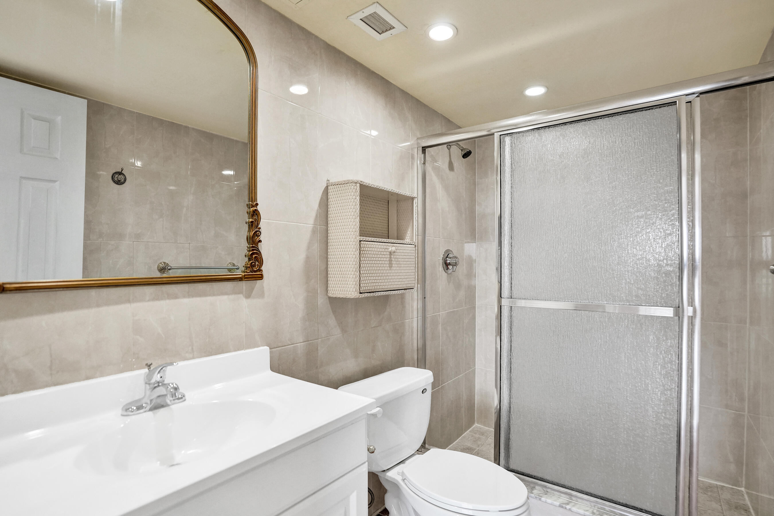 405 N Ocean #1803 Pompano Beach, FL 33062