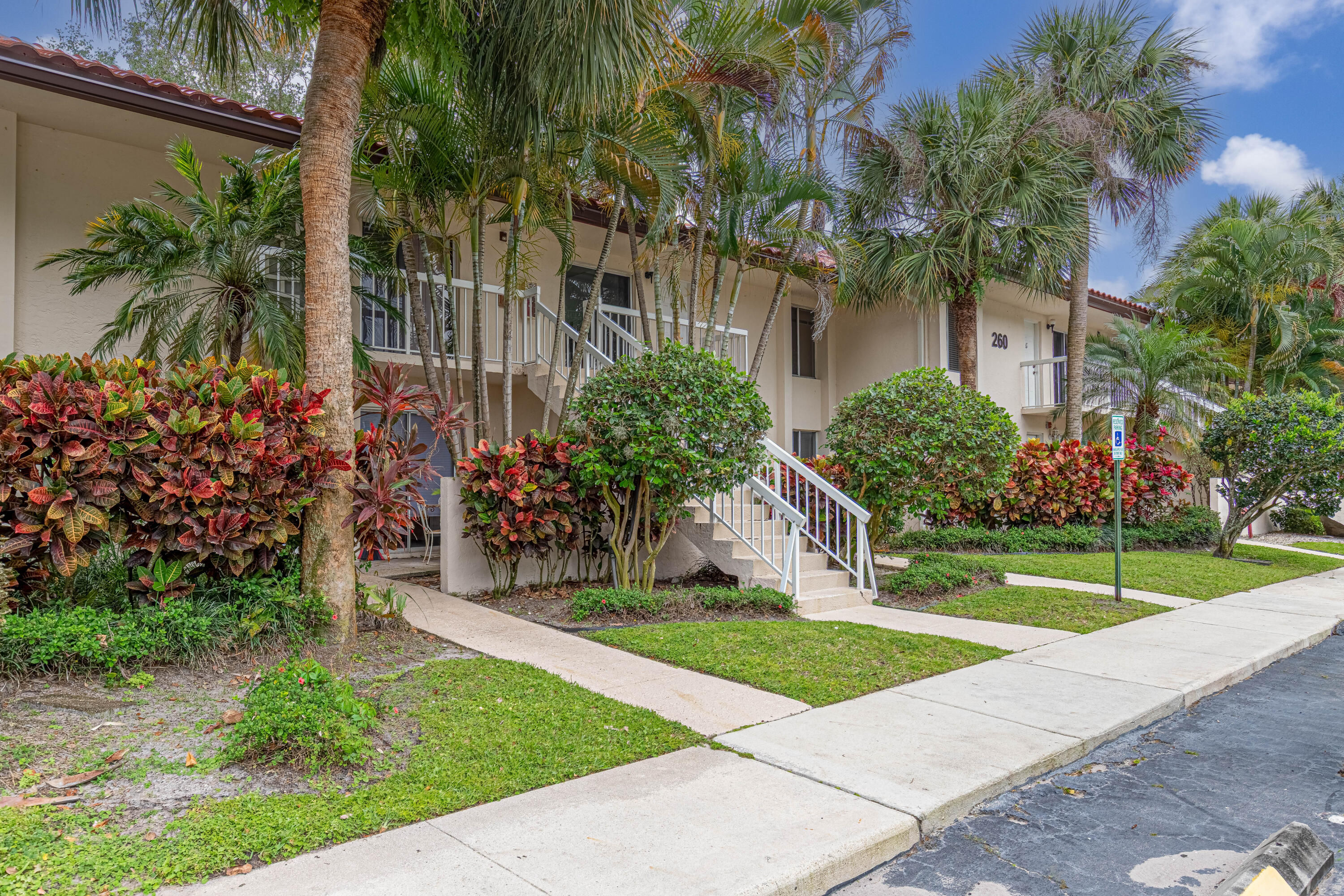 260 NW 67th #A203