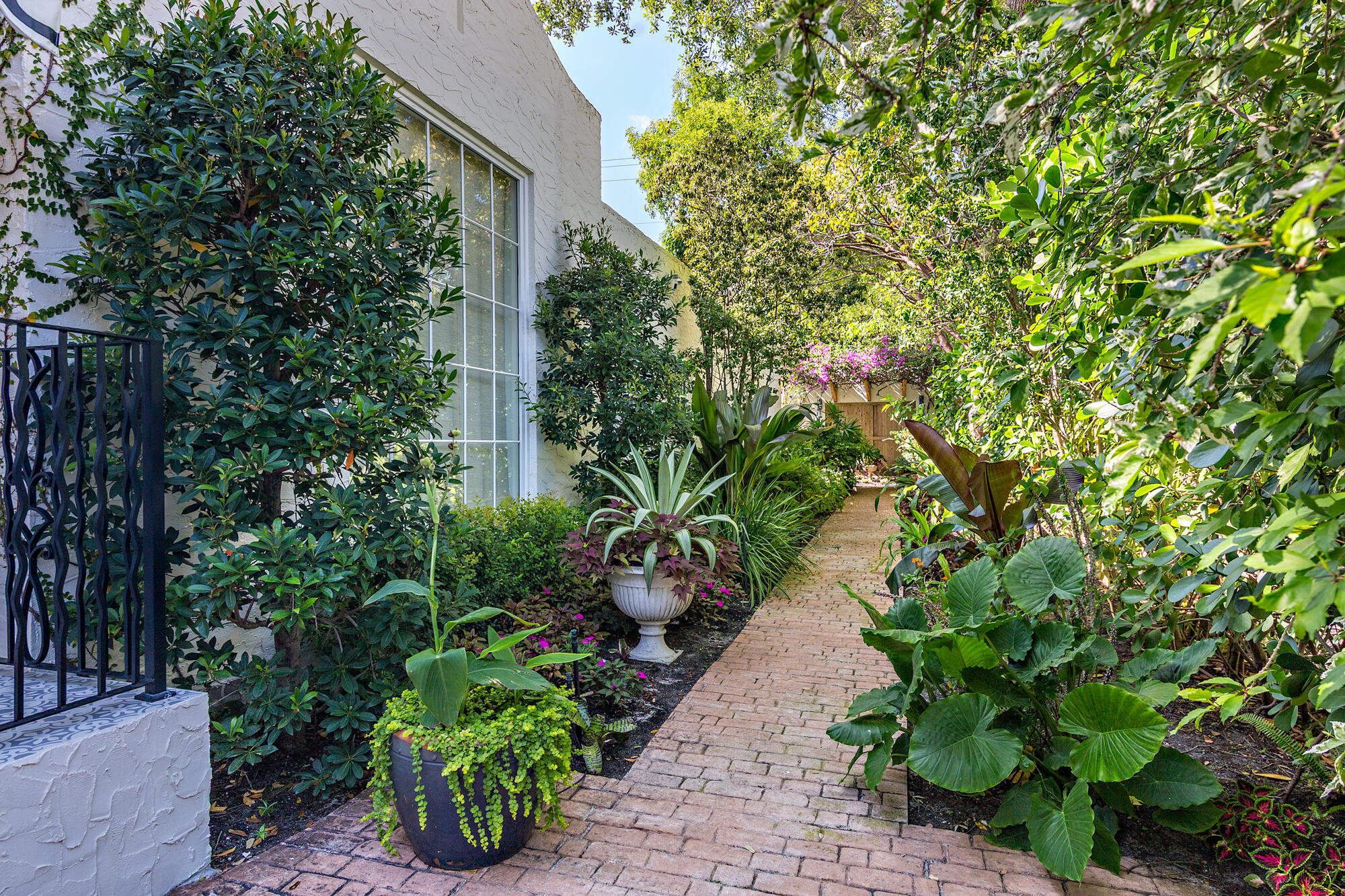 611 Flamingo West Palm Beach, FL 33401
