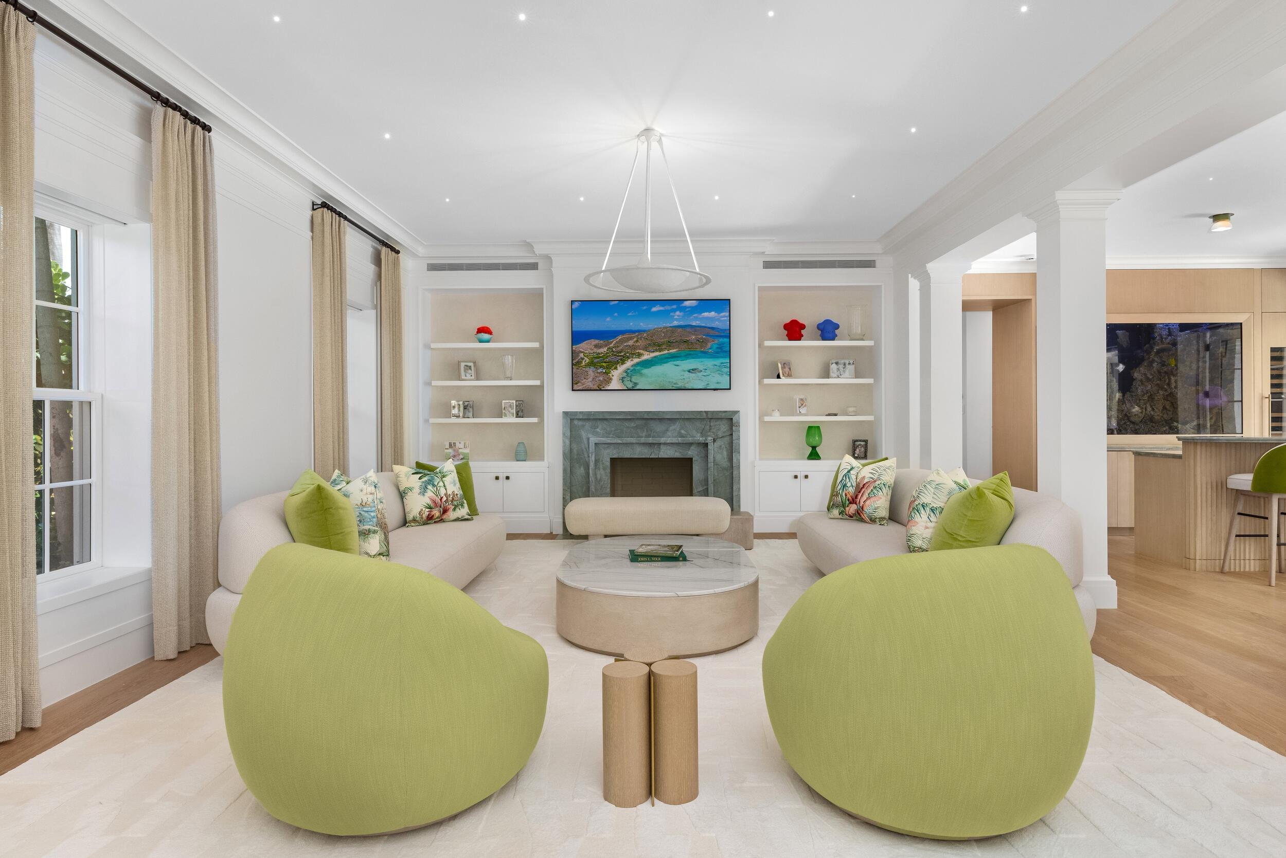 991 N Lake Palm Beach, FL 33480