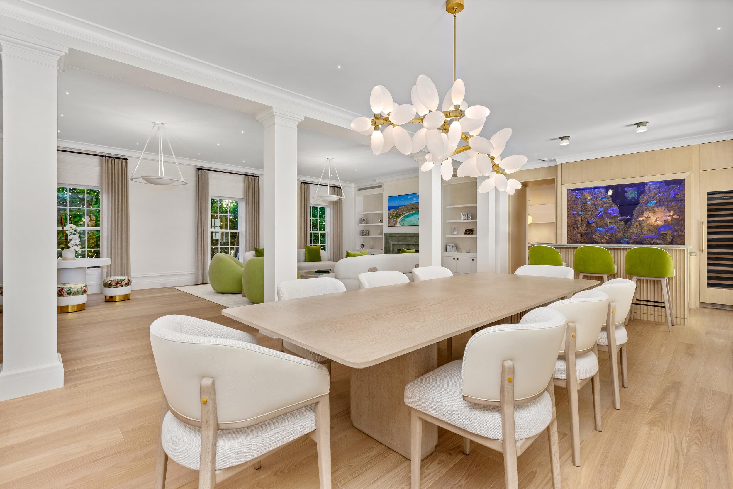 991 N Lake Palm Beach, FL 33480