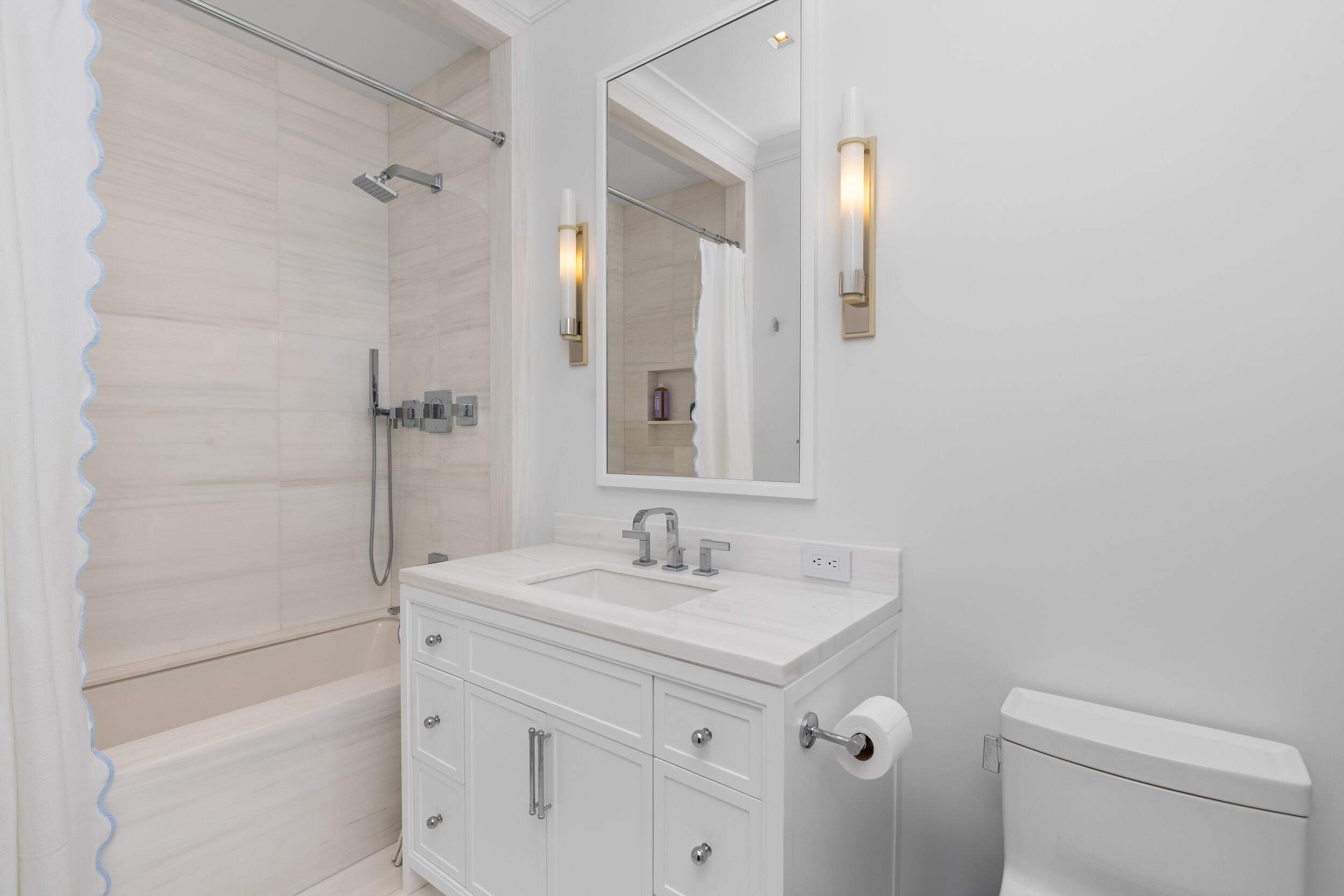 991 N Lake Palm Beach, FL 33480
