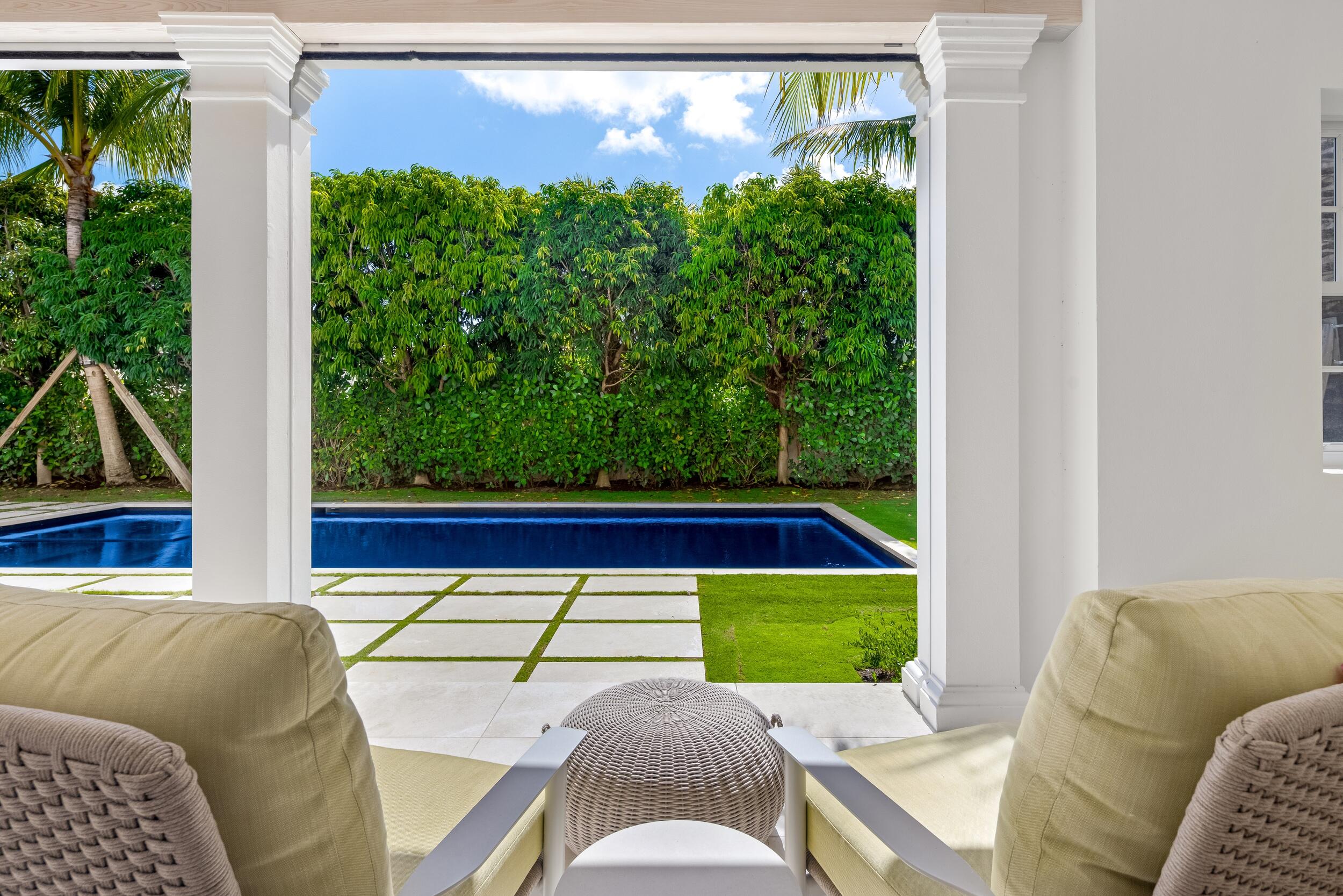 991 N Lake Palm Beach, FL 33480