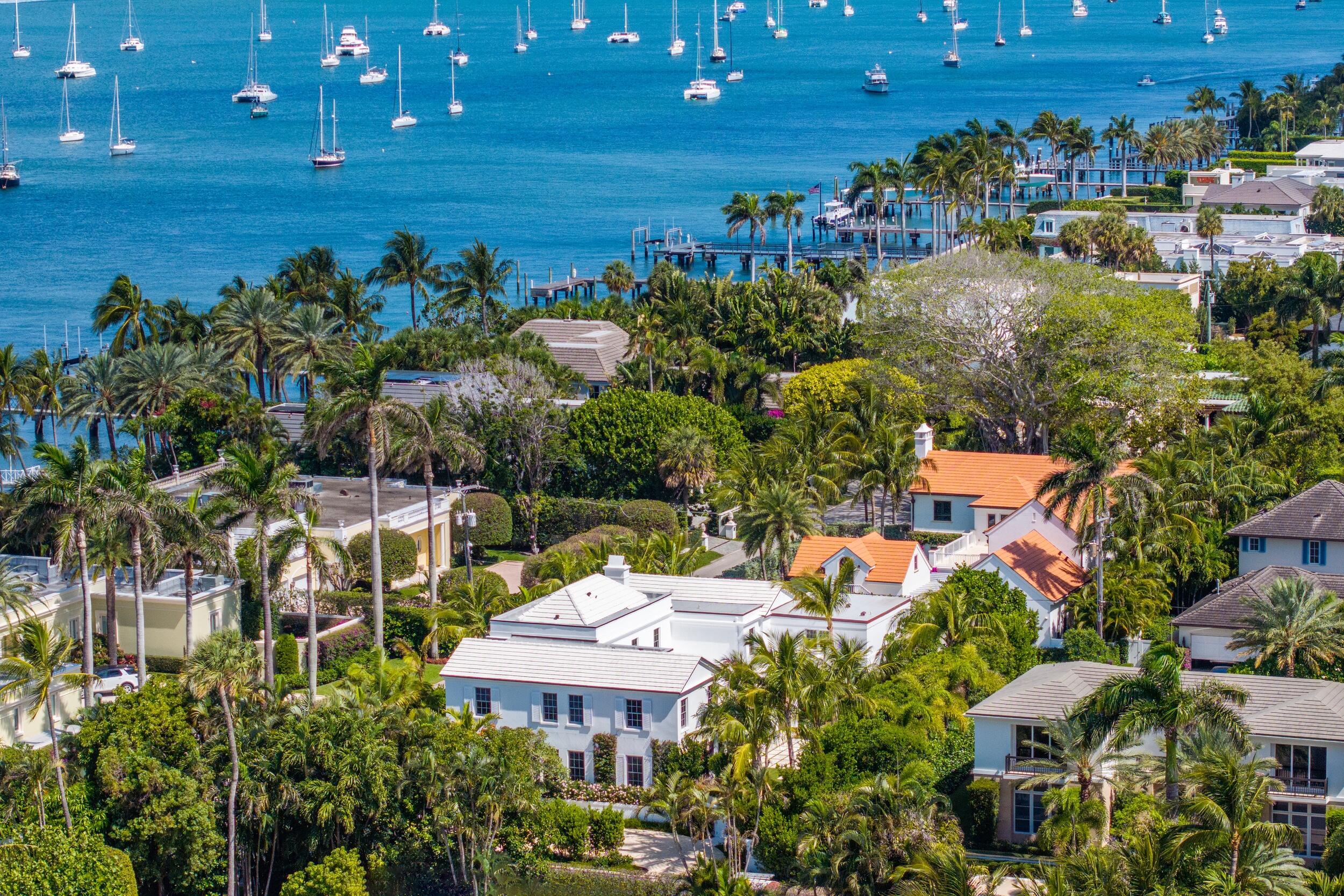 991 N Lake Palm Beach, FL 33480