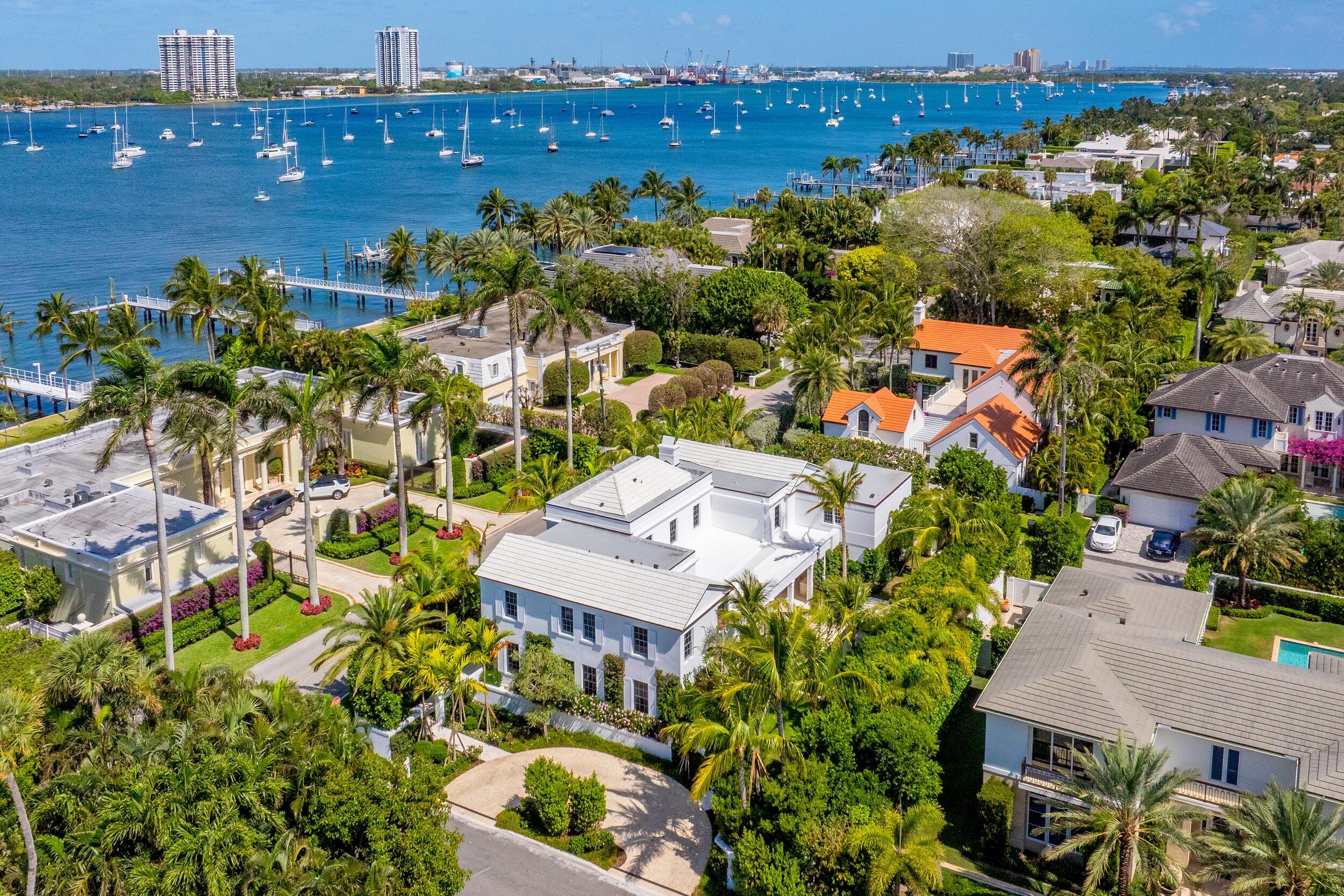 991 N Lake Palm Beach, FL 33480