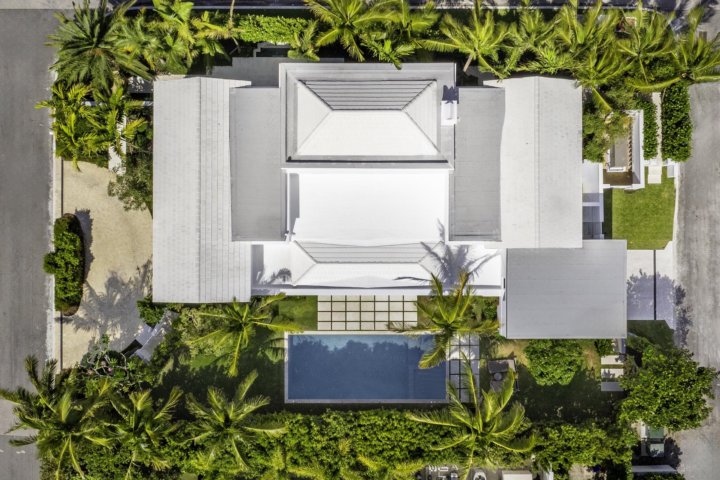 991 N Lake Palm Beach, FL 33480