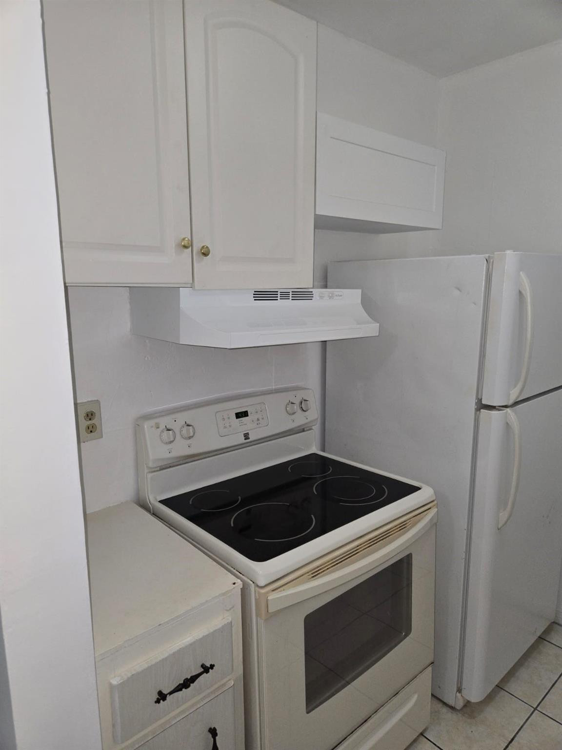 230 SW 11th #17