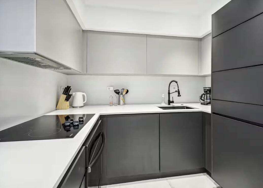 1500 Bay #364 Miami Beach, FL 33139